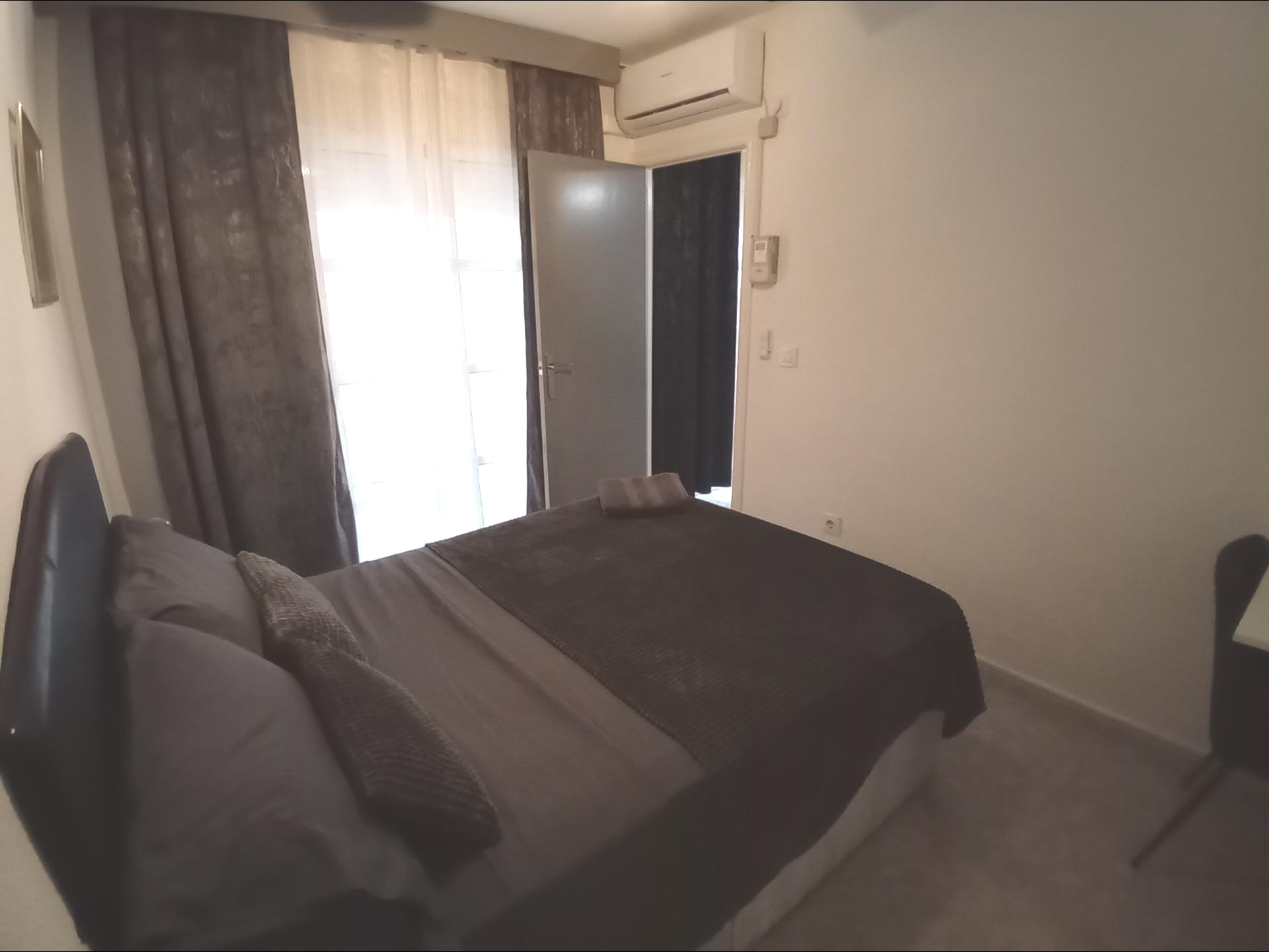 Master bedroom in apartment for sale in Puerto de Mazarron