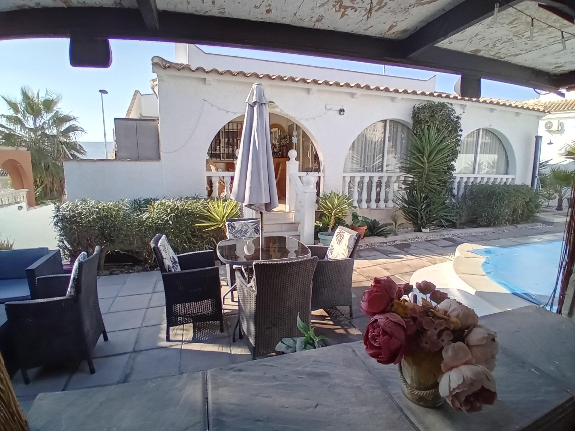 Bathroom in villa for sale in Mazarron