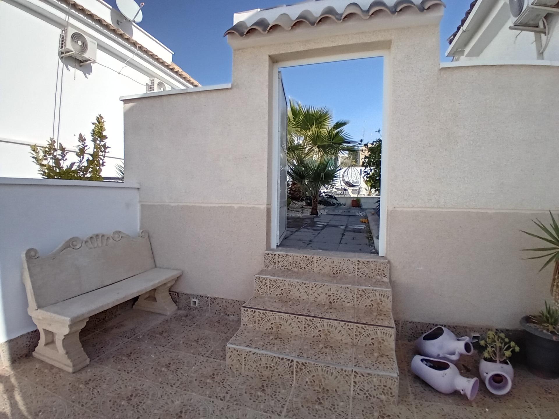 Dining area in villa for sale in Mazarron