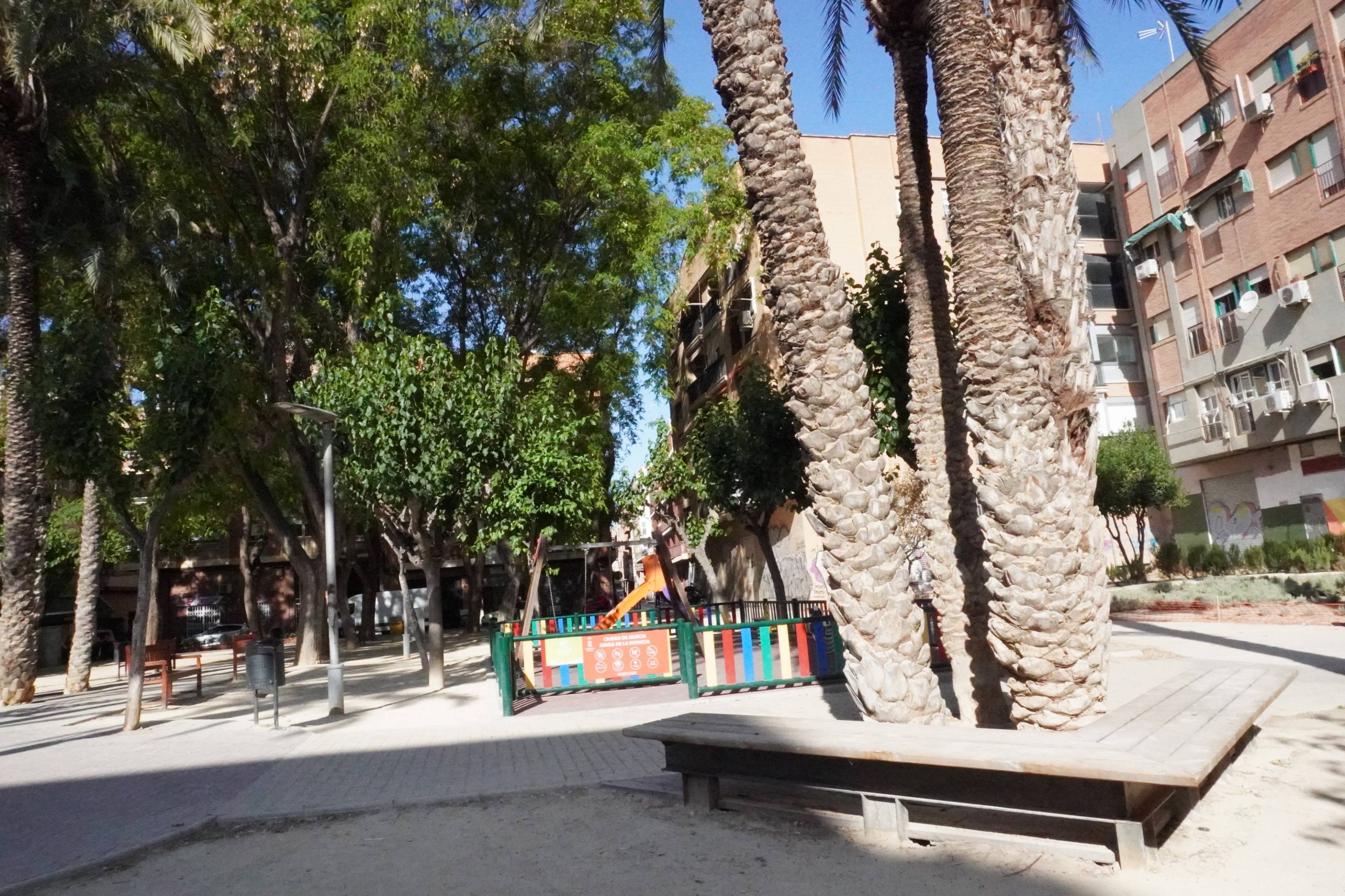 Bedroom in commercial for sale in Murcia