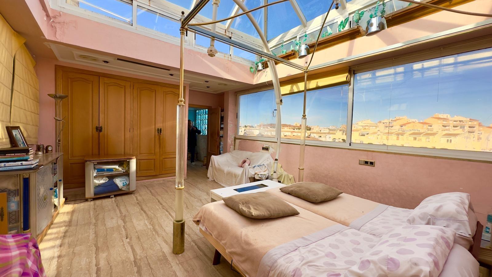 Master bedroom in penthouse for sale in Torrevieja