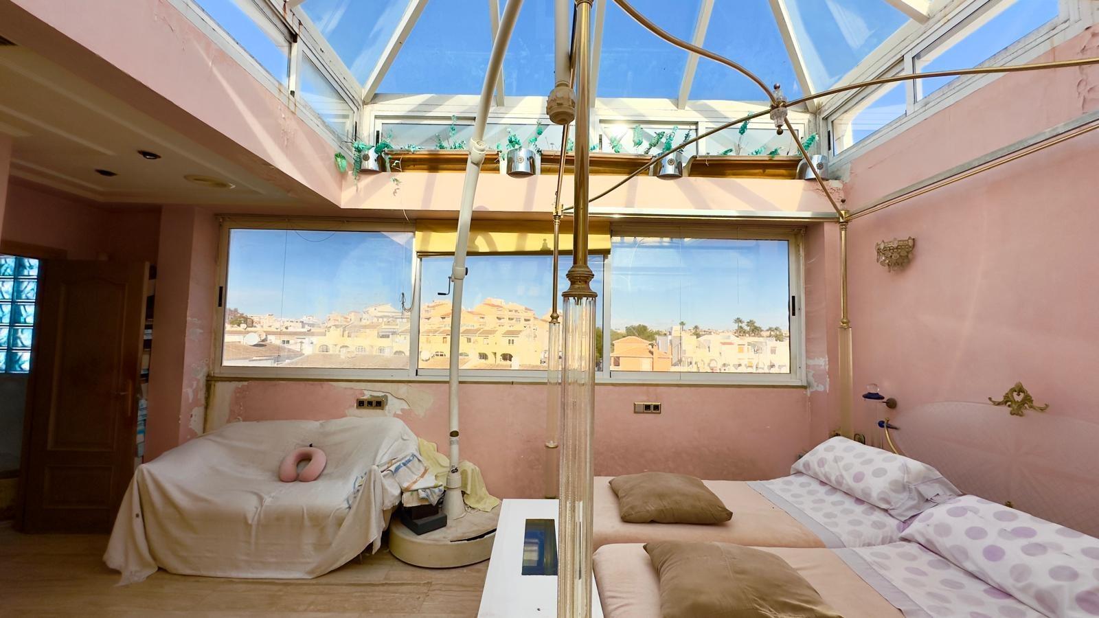 Bathroom in penthouse for sale in Torrevieja