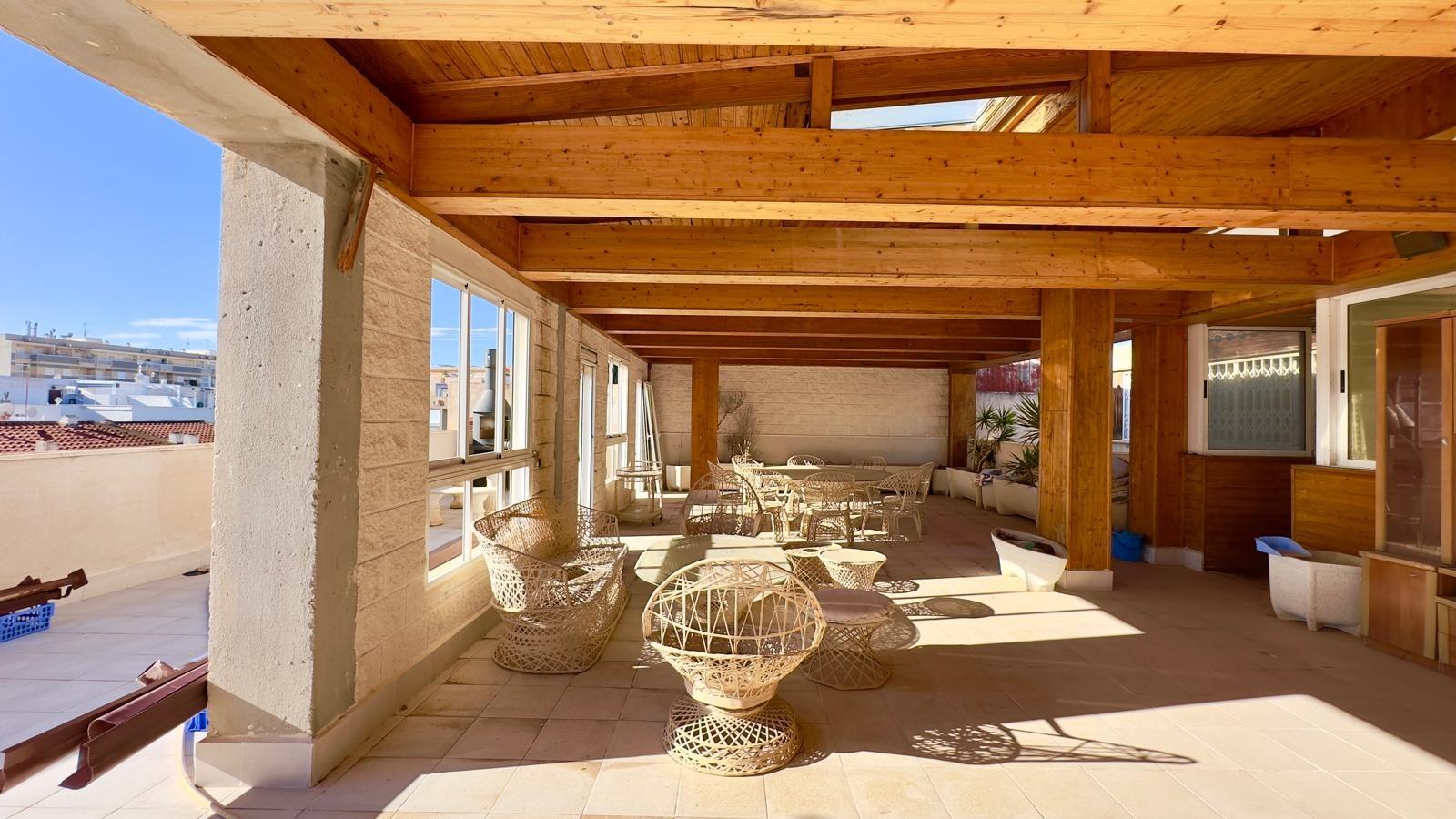 Bedroom in penthouse for sale in Torrevieja