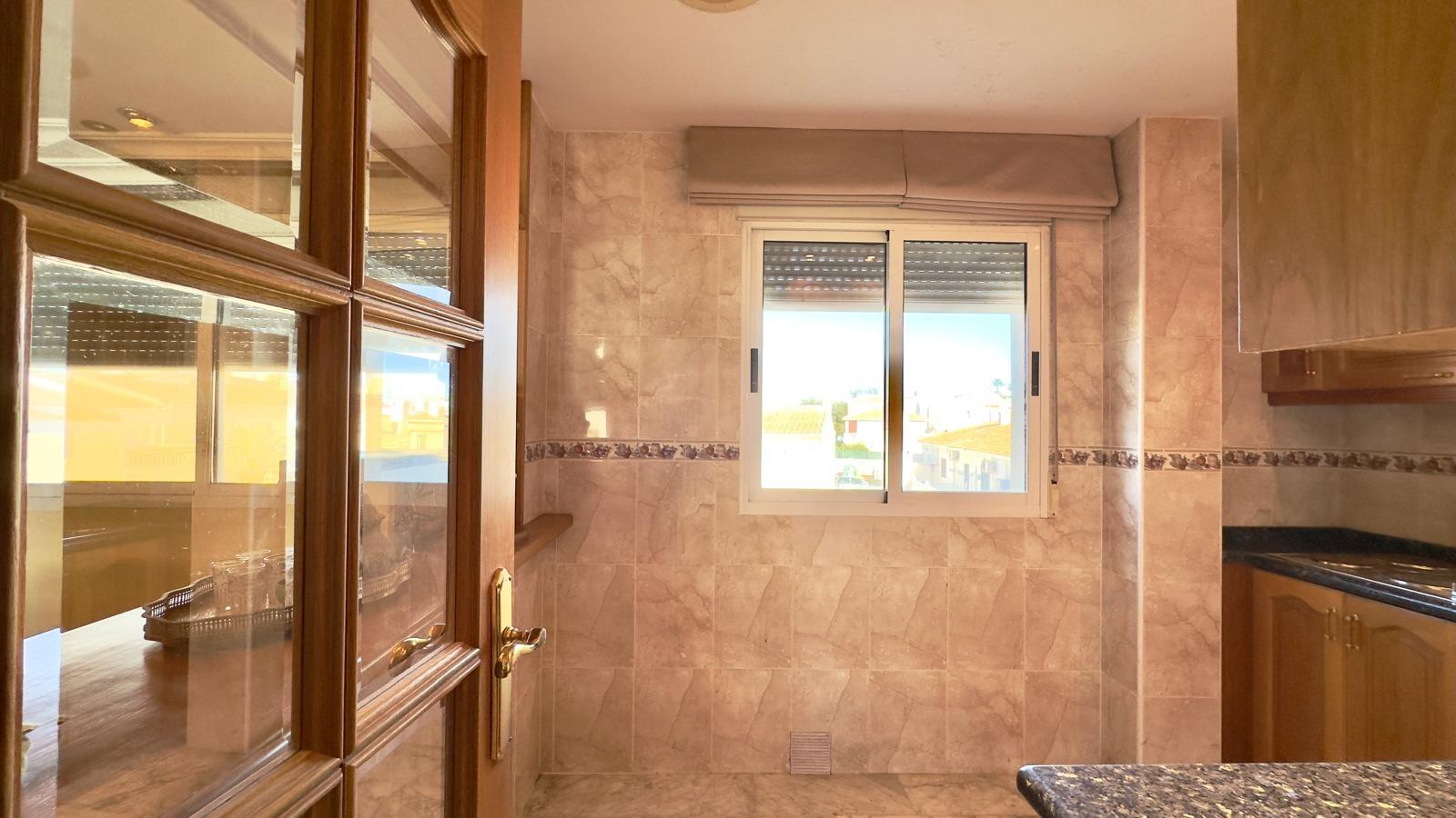 Dining area in penthouse for sale in Torrevieja