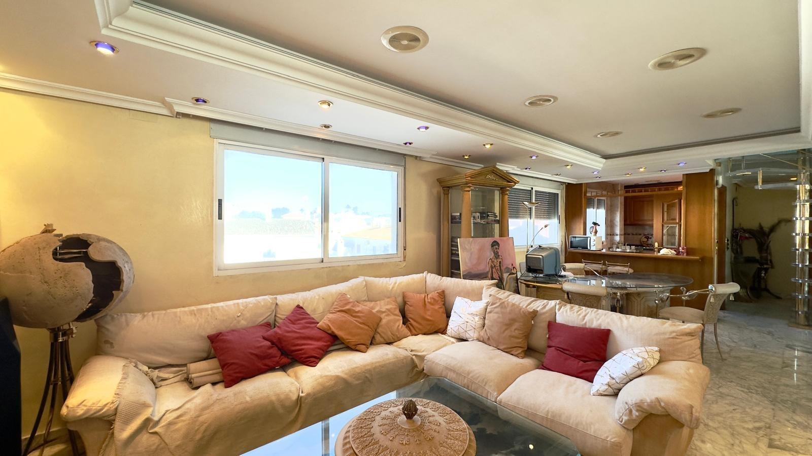 This one-bedroom, one-bathroom penthouse in Torrevieja is conceived as a truly unique home, where th