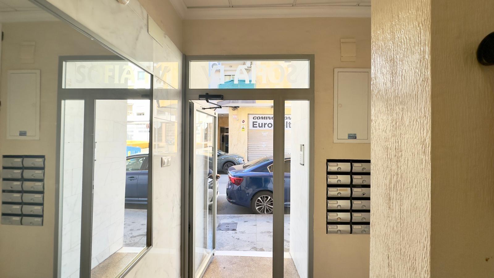 Garden in apartment for sale in Torrevieja