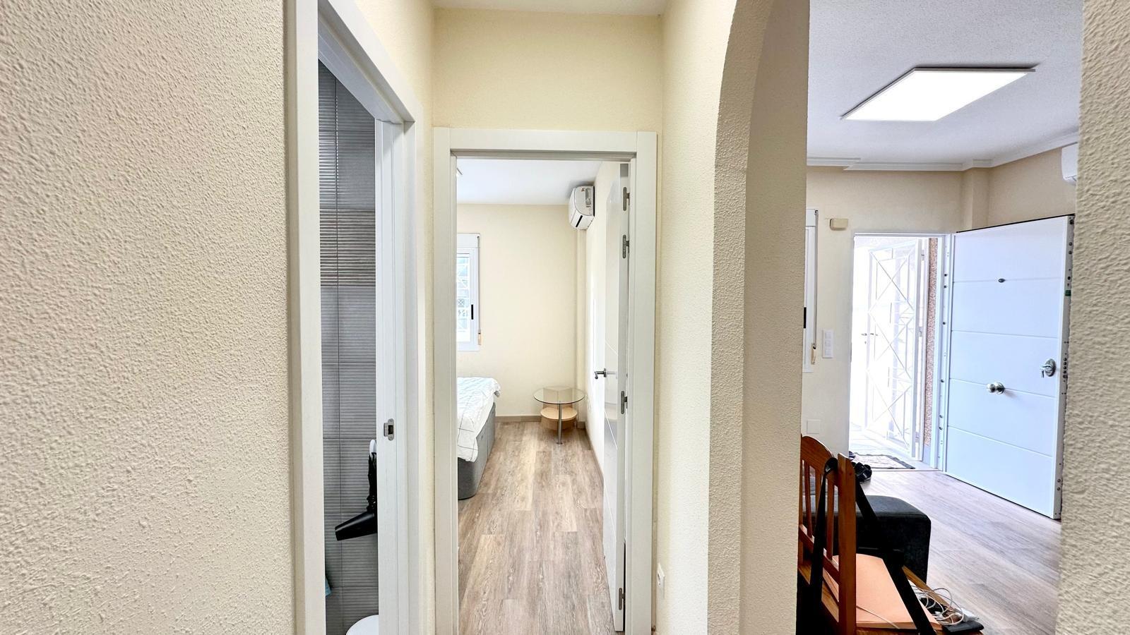 Bedroom in bungalow for sale in Torrevieja