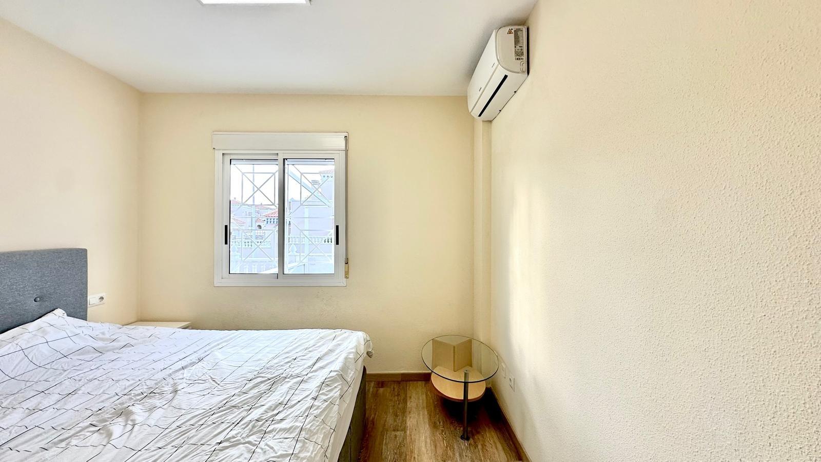 Master bedroom in bungalow for sale in Torrevieja