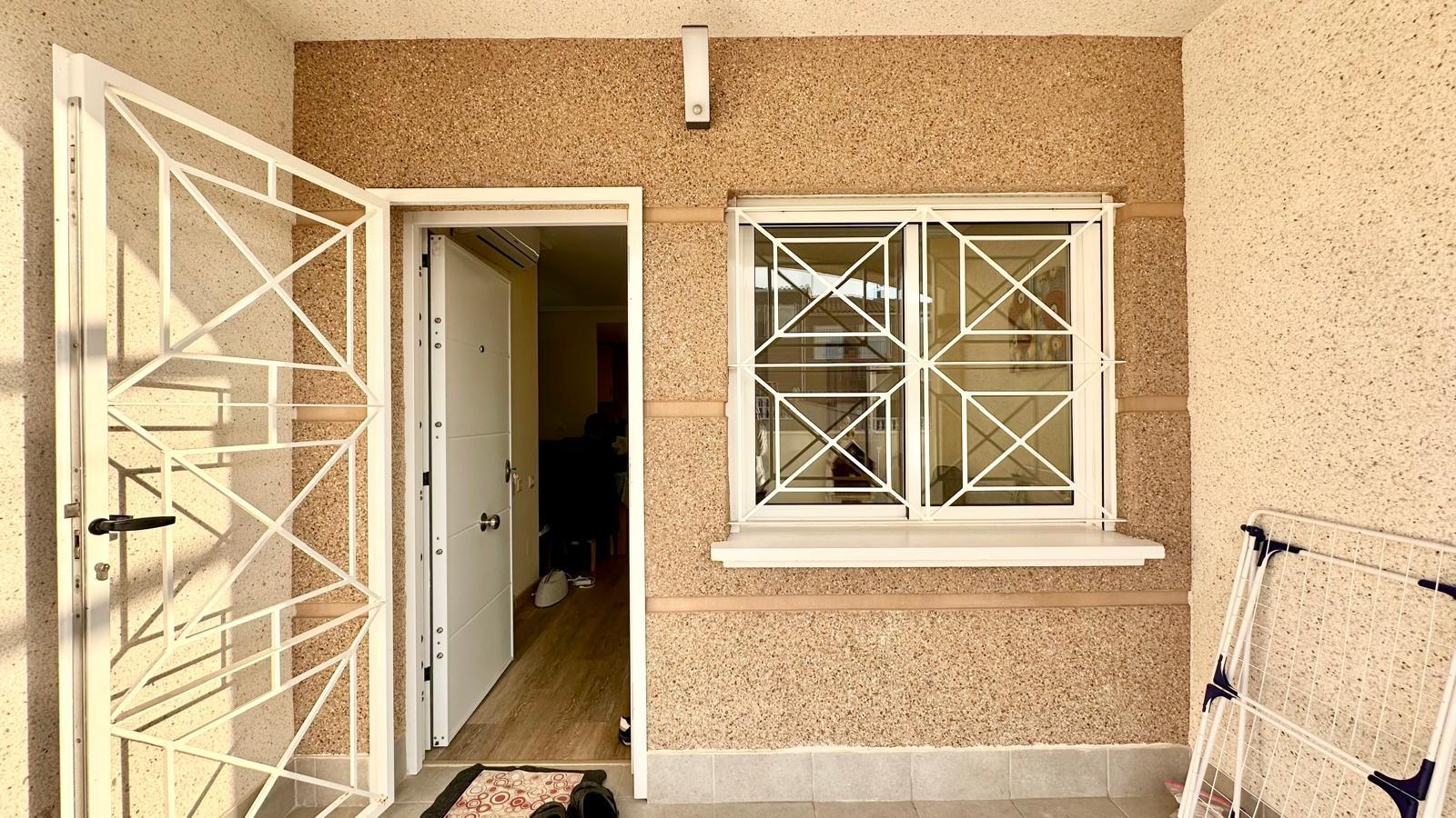 Exterior view in bungalow for sale in Torrevieja