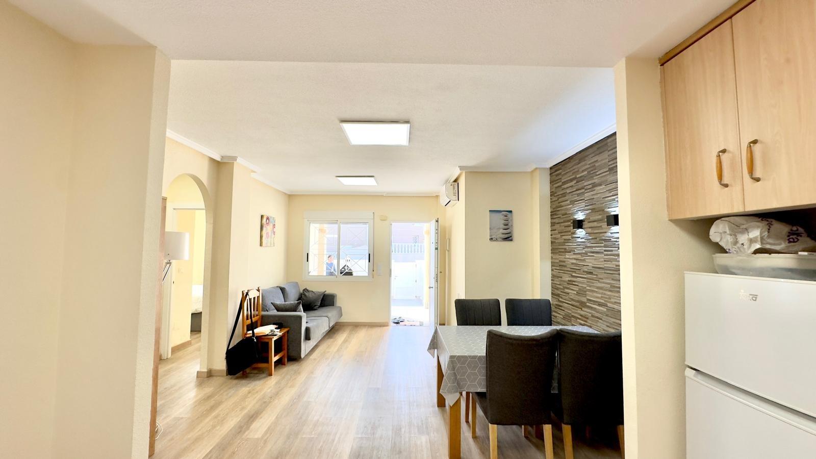 Garden in bungalow for sale in Torrevieja