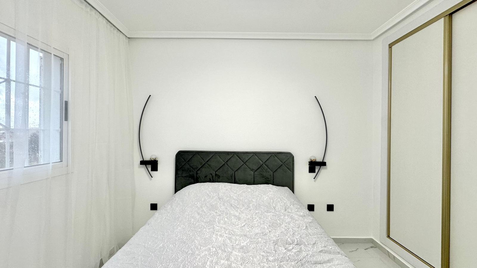 Master bedroom in bungalow for sale in Orihuela Costa