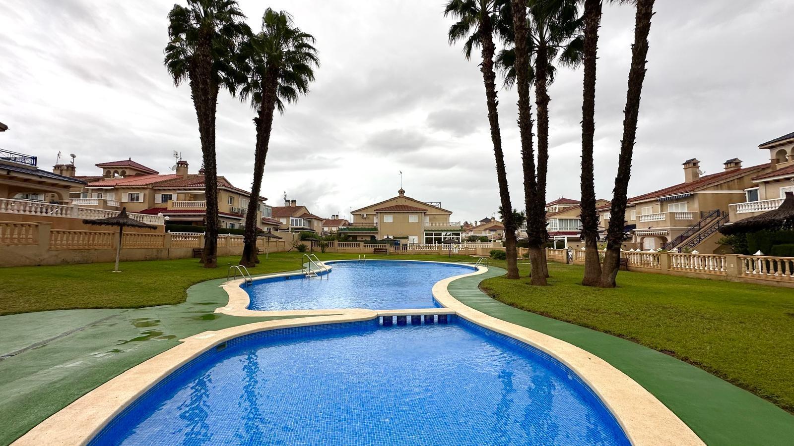 Dining area in bungalow for sale in Orihuela Costa