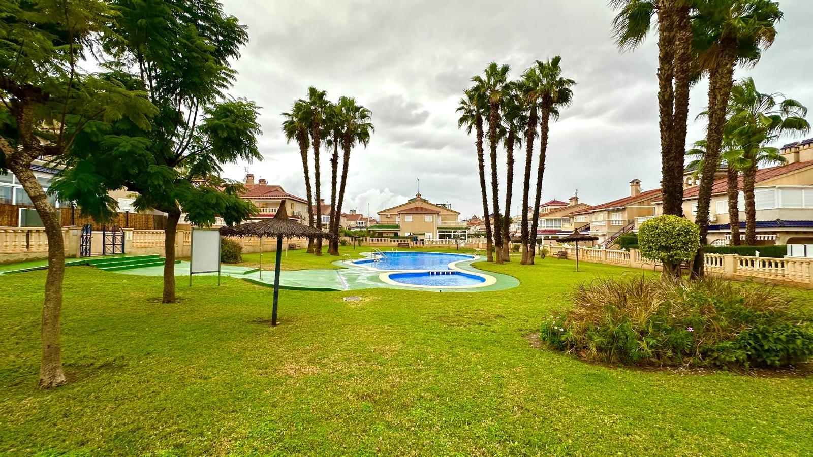 Exterior view in bungalow for sale in Orihuela Costa