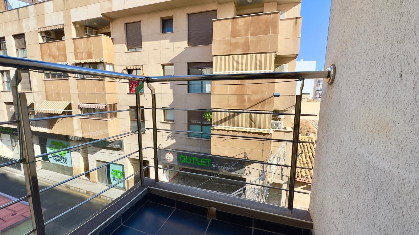 Bedroom in apartment for sale in Torrevieja