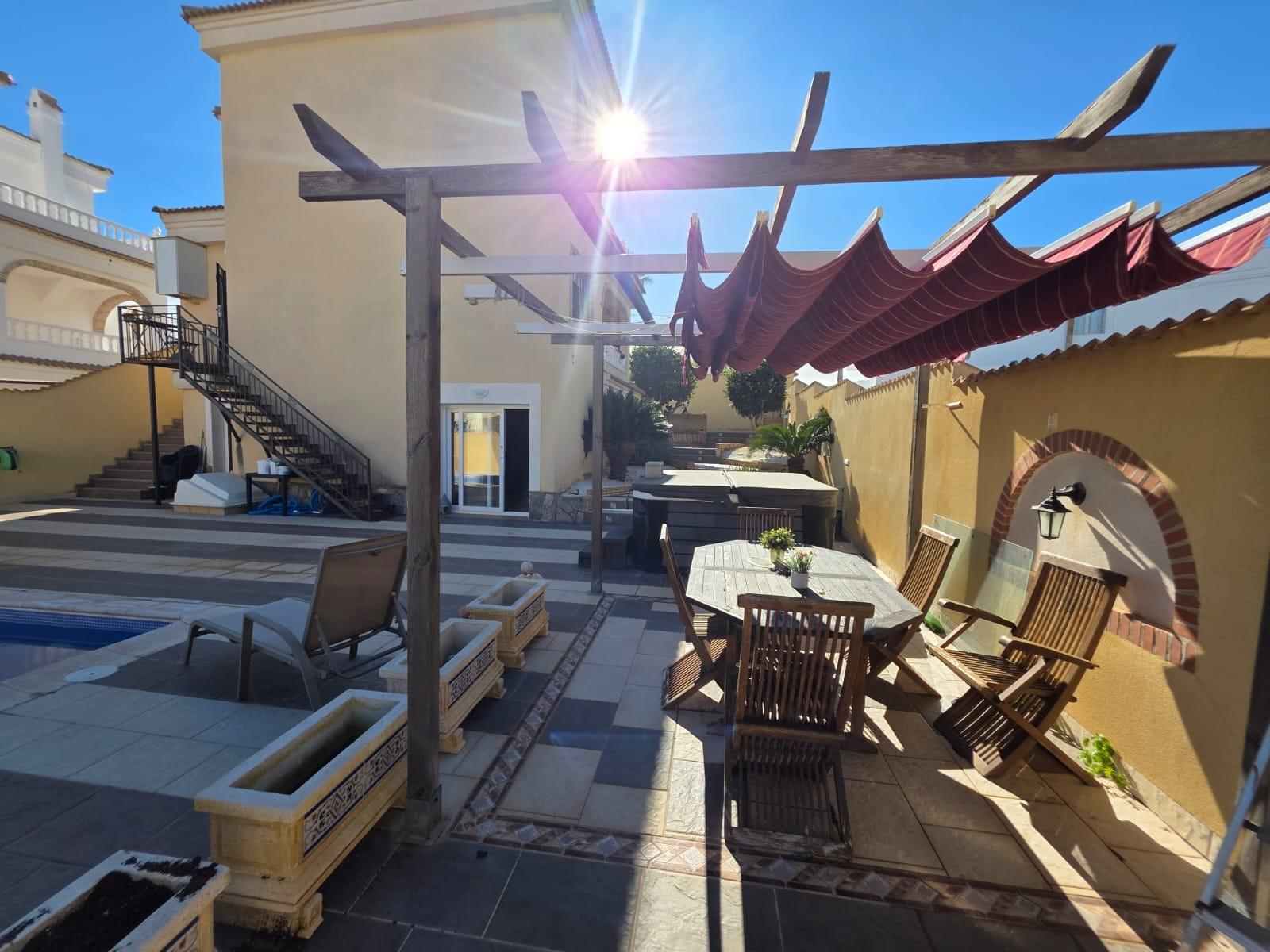Exterior view in villa for sale in Orihuela Costa