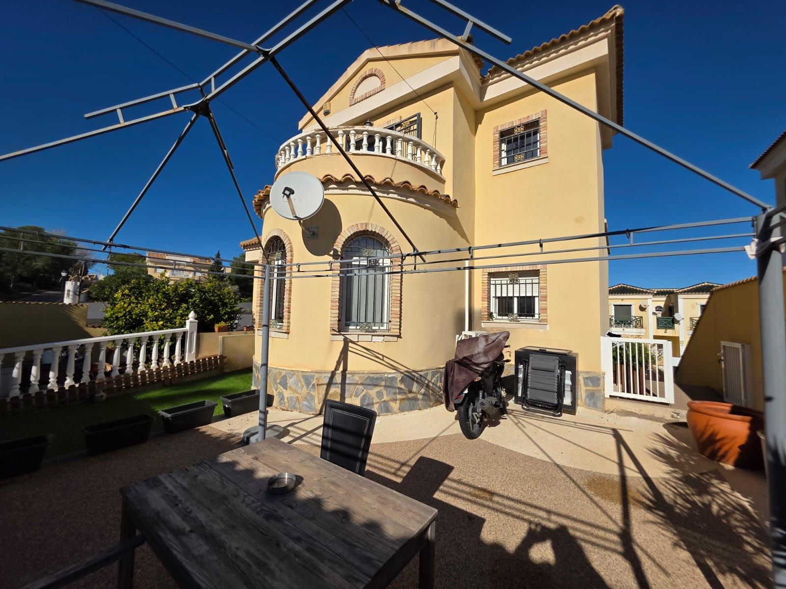 Living room in villa for sale in Orihuela Costa