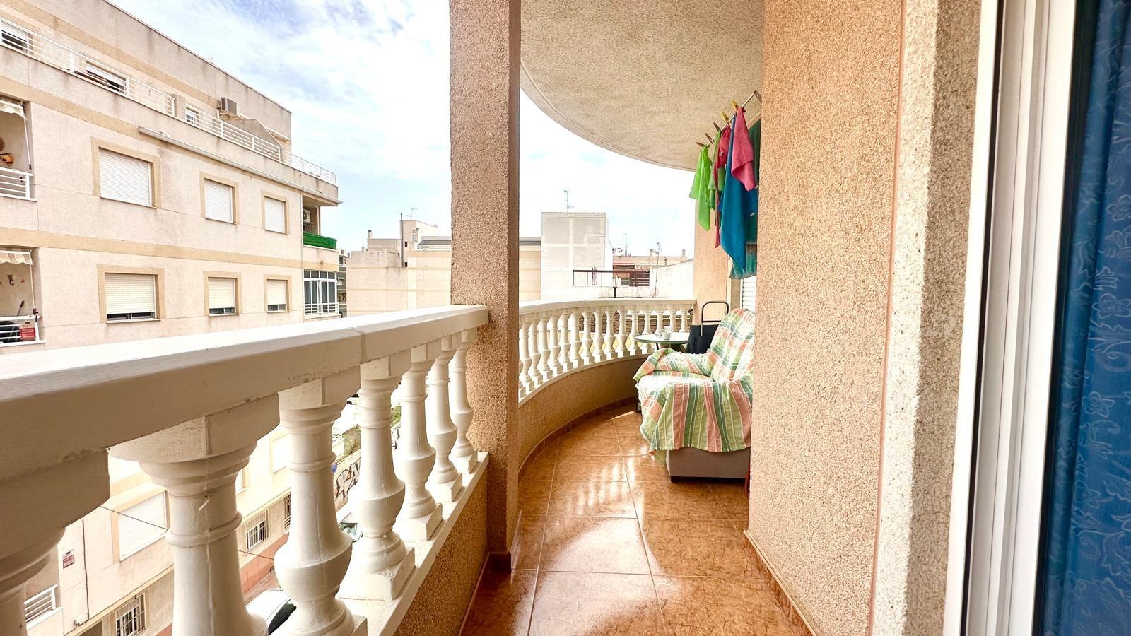 Kitchen in apartment for sale in Torrevieja