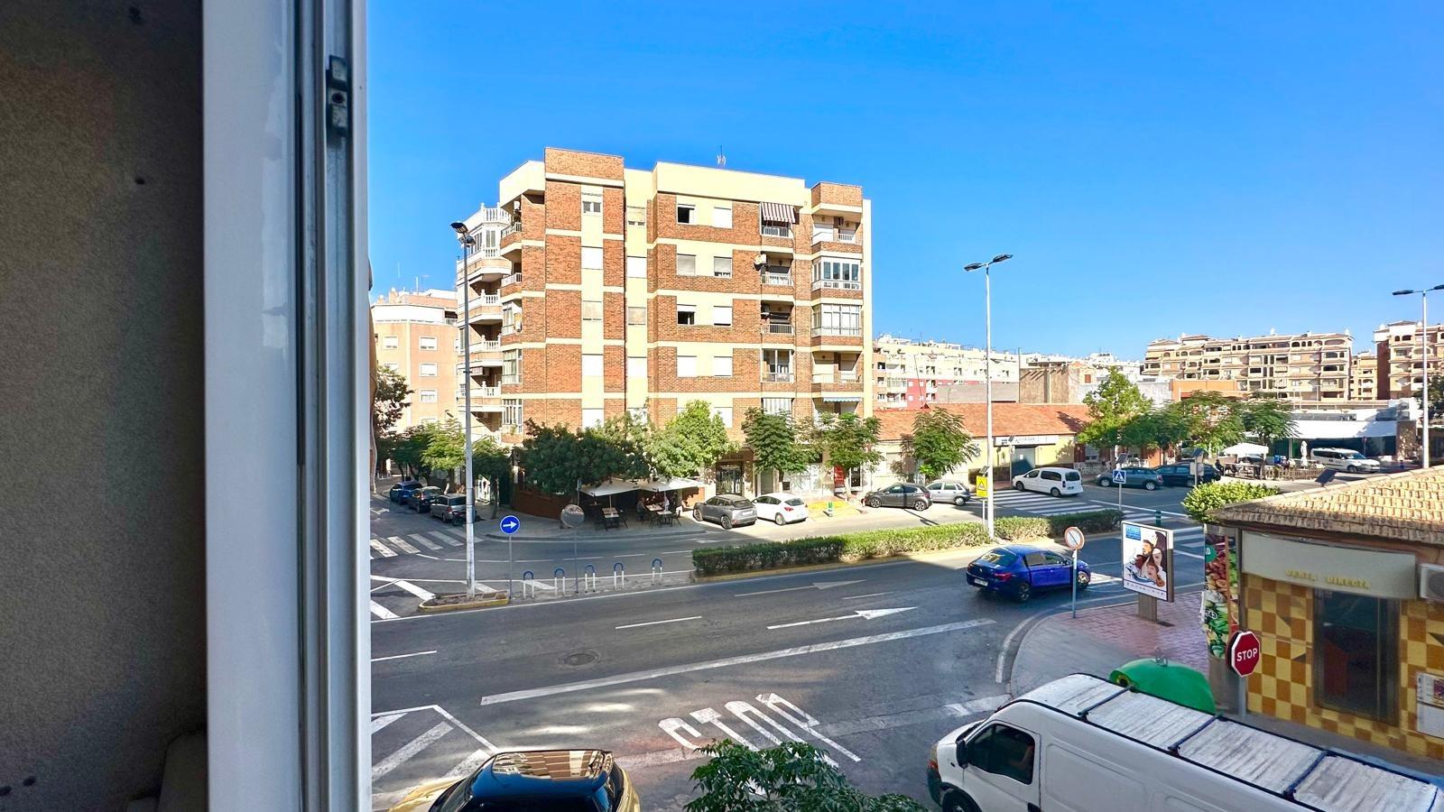 Bedroom in apartment for sale in Torrevieja