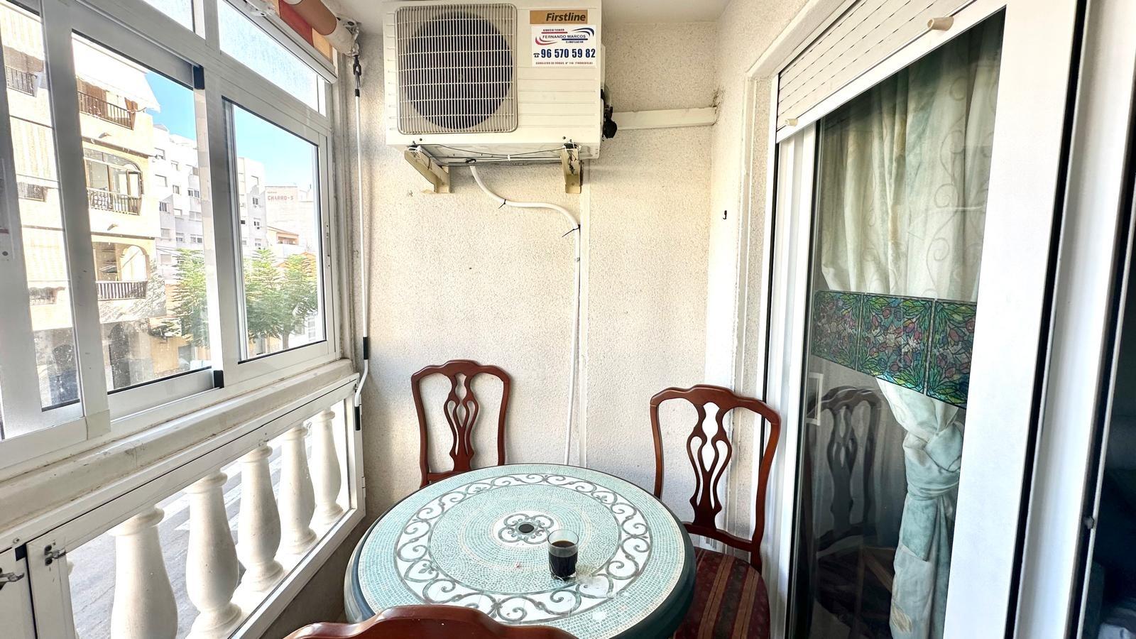 Living room in apartment for sale in Torrevieja