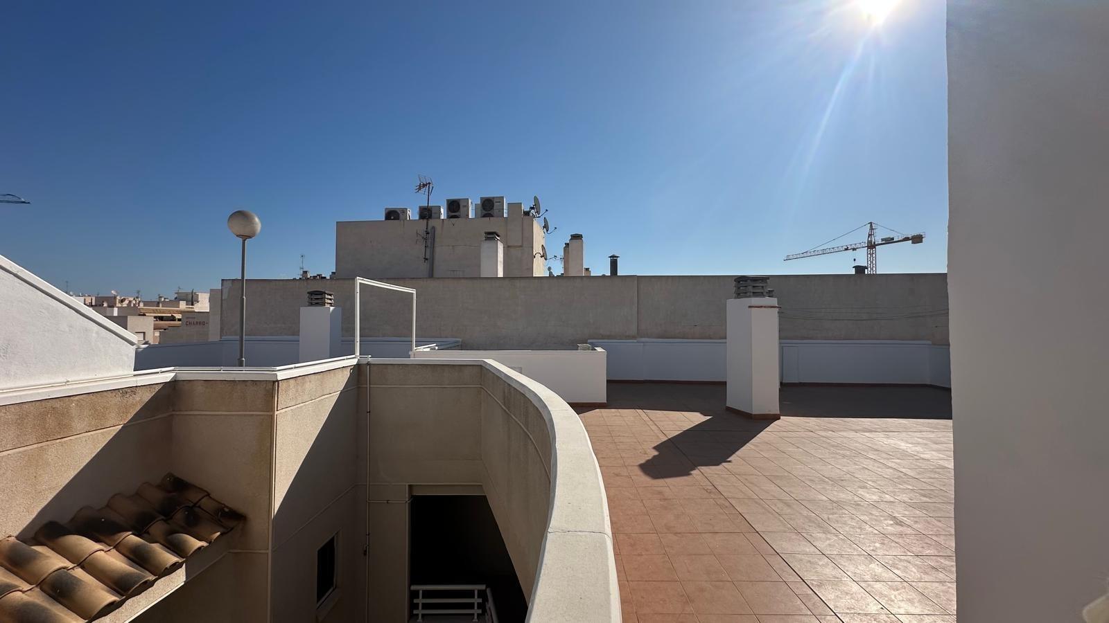 Terrace in apartment for sale in Torrevieja
