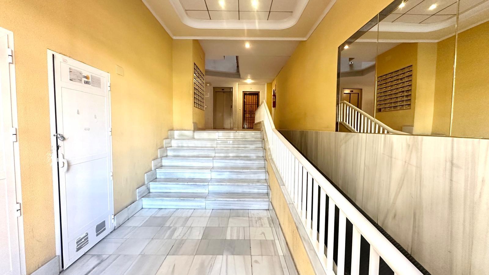 Terrace in apartment for sale in Torrevieja