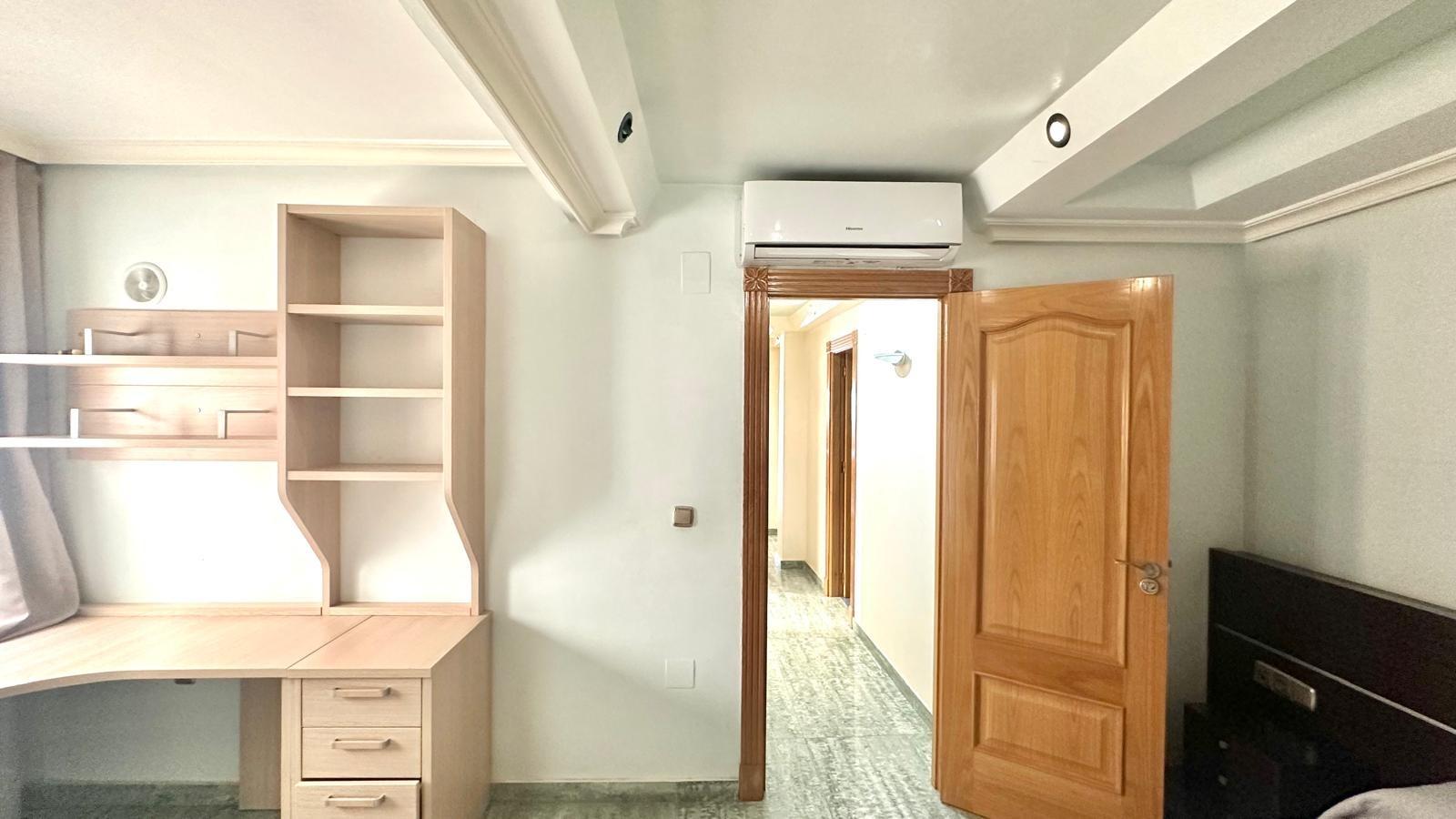 Bedroom in penthouse for sale in Torrevieja
