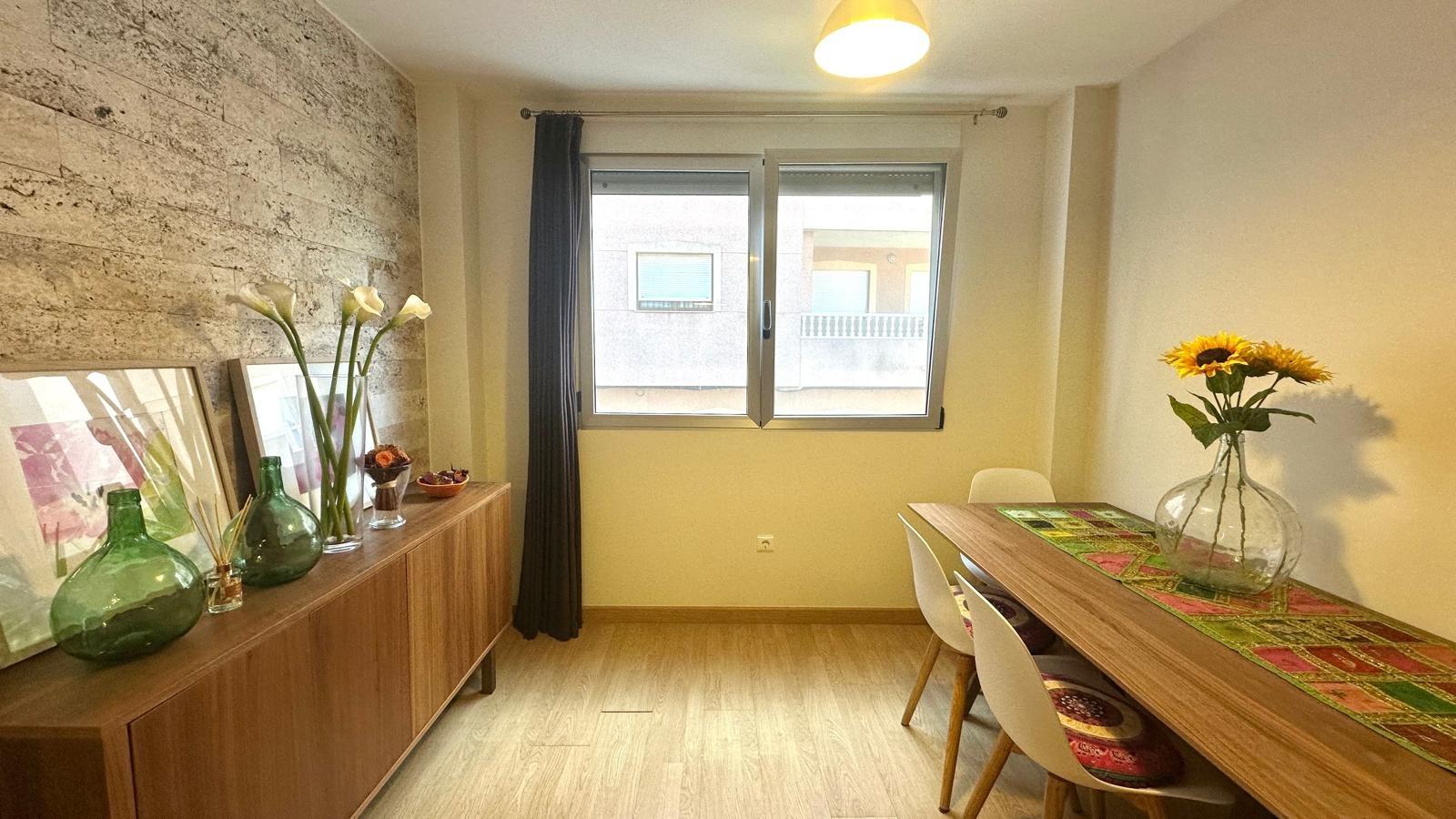 Terrace in apartment for sale in Torrevieja