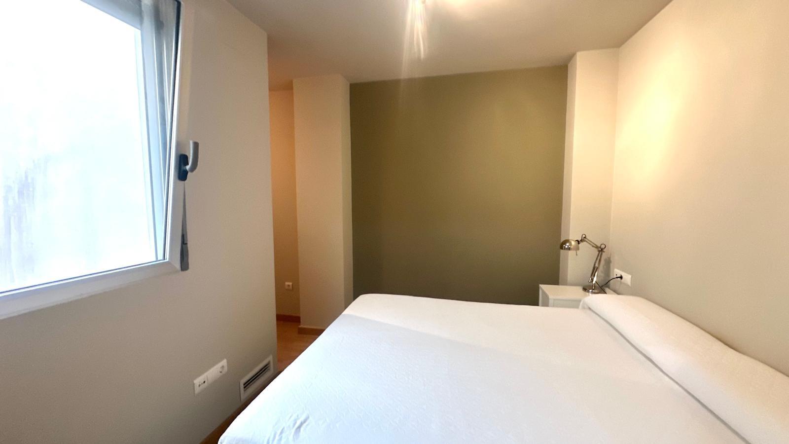 Bedroom in apartment for sale in Torrevieja