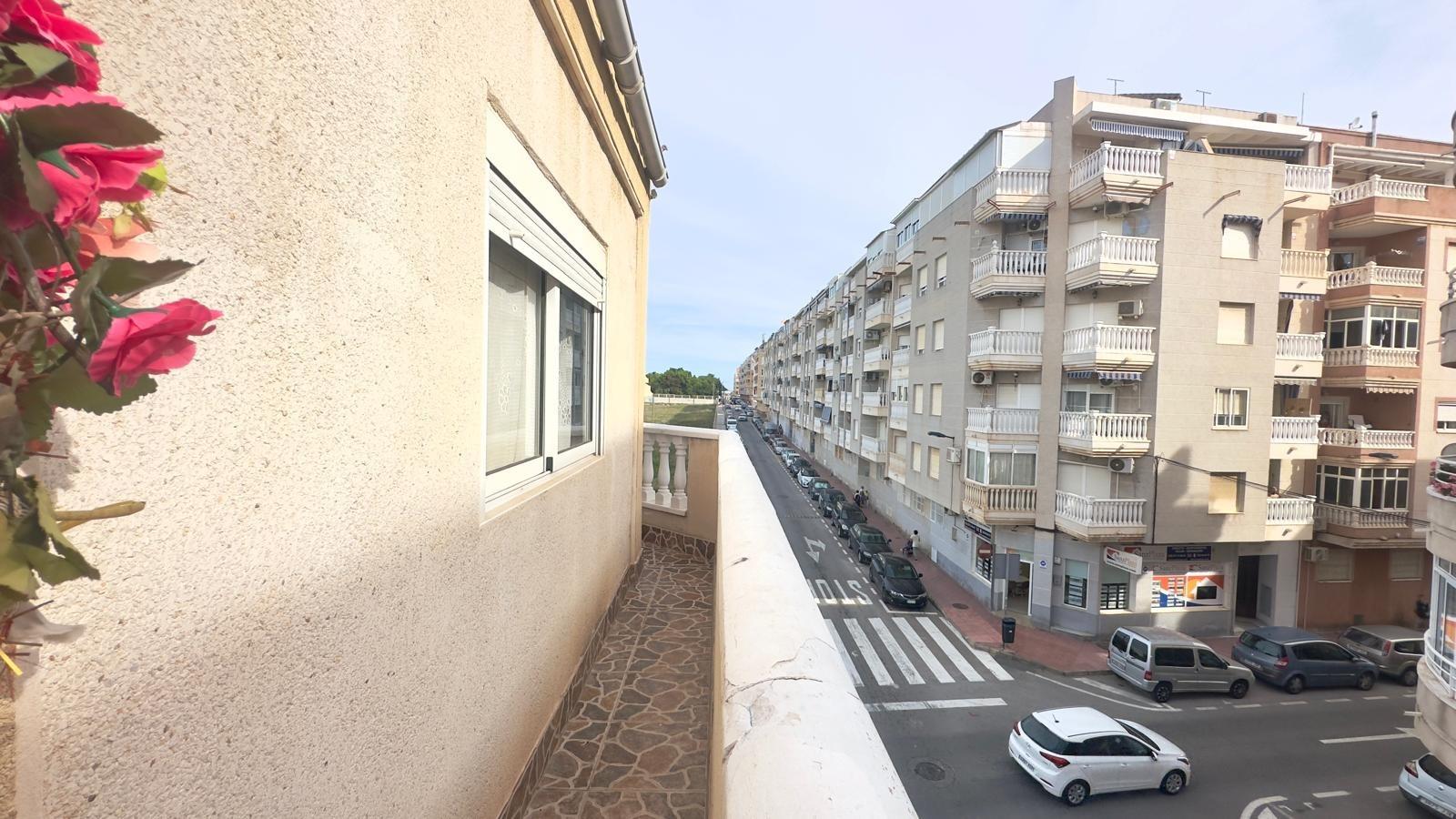 Dining area in penthouse for sale in Torrevieja
