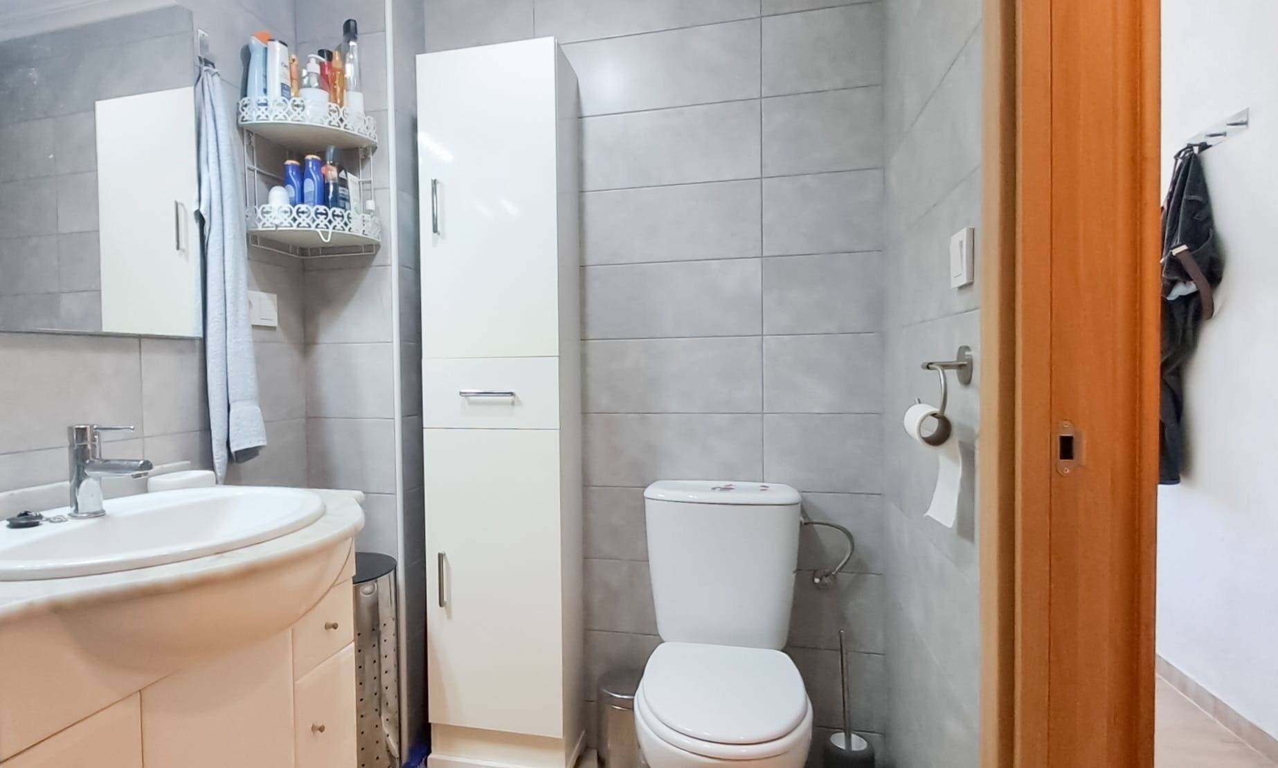 Kitchen in apartment for sale in Torrevieja