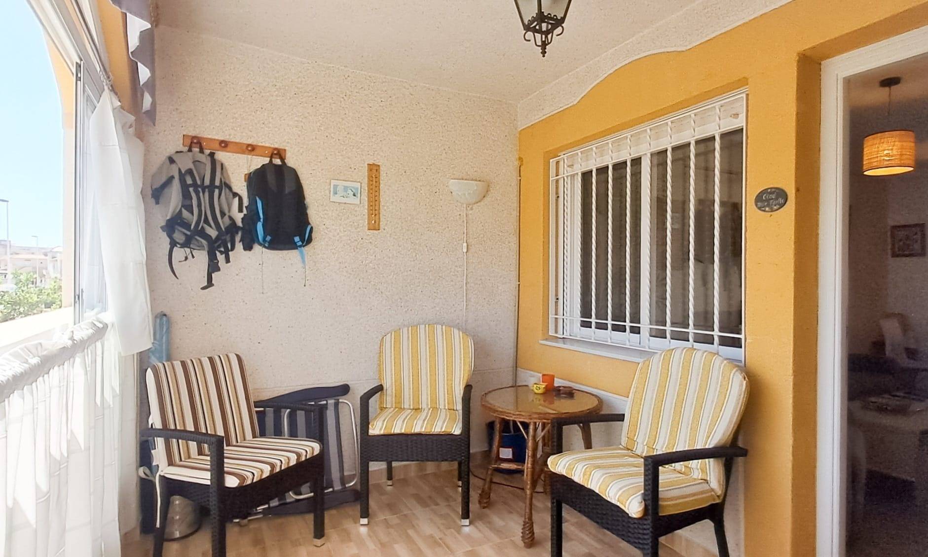 Bedroom in apartment for sale in Torrevieja