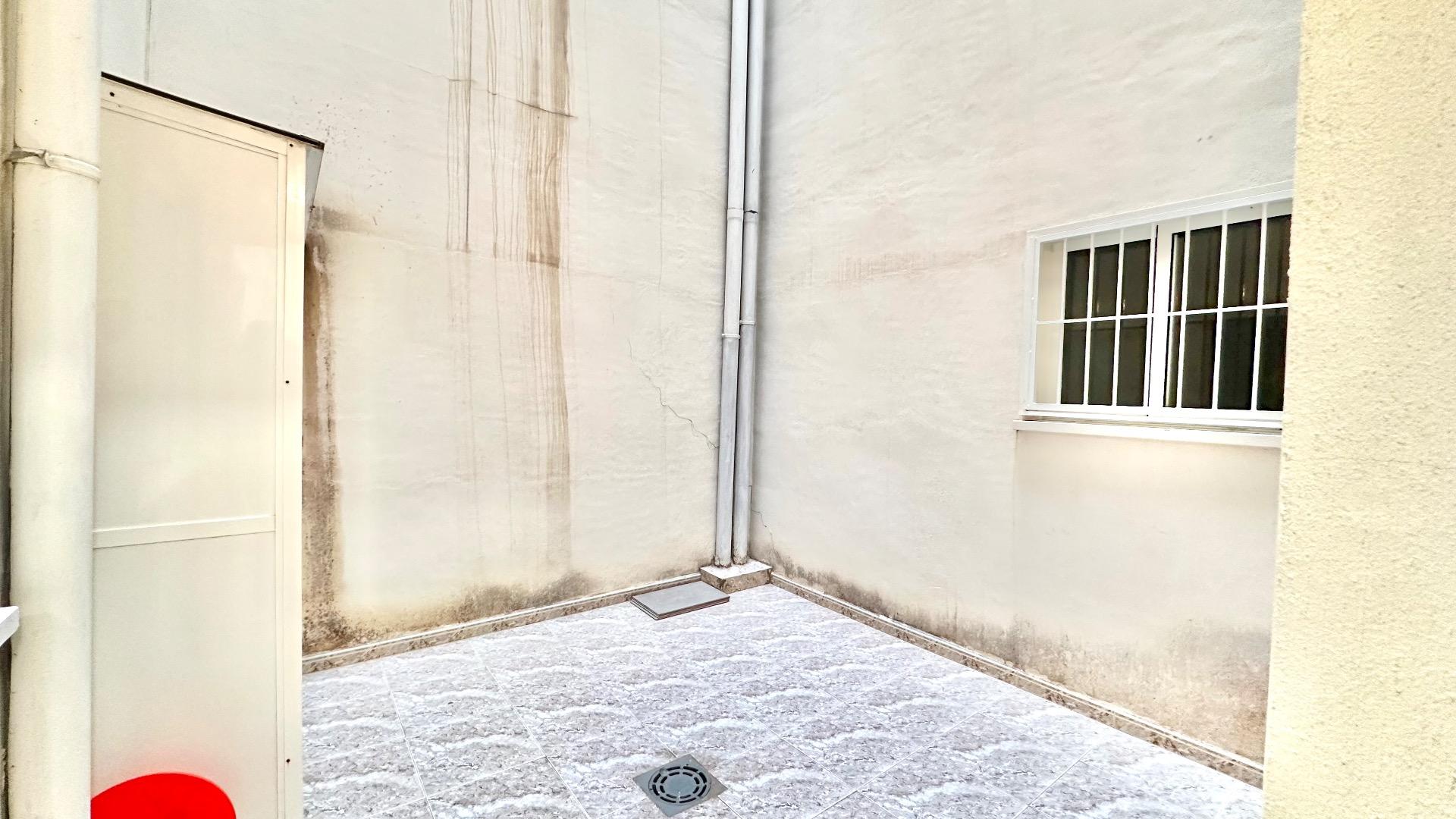 Bathroom in apartment for sale in Torrevieja