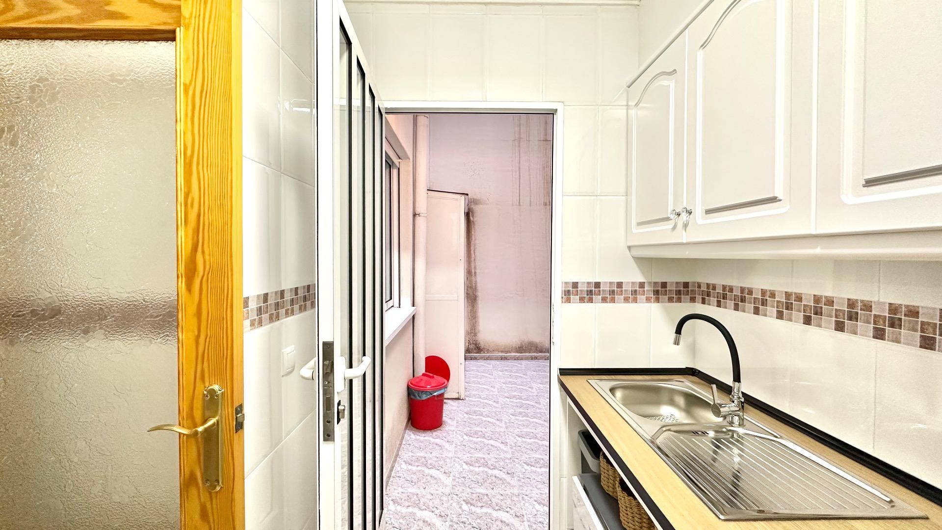 Terrace in apartment for sale in Torrevieja