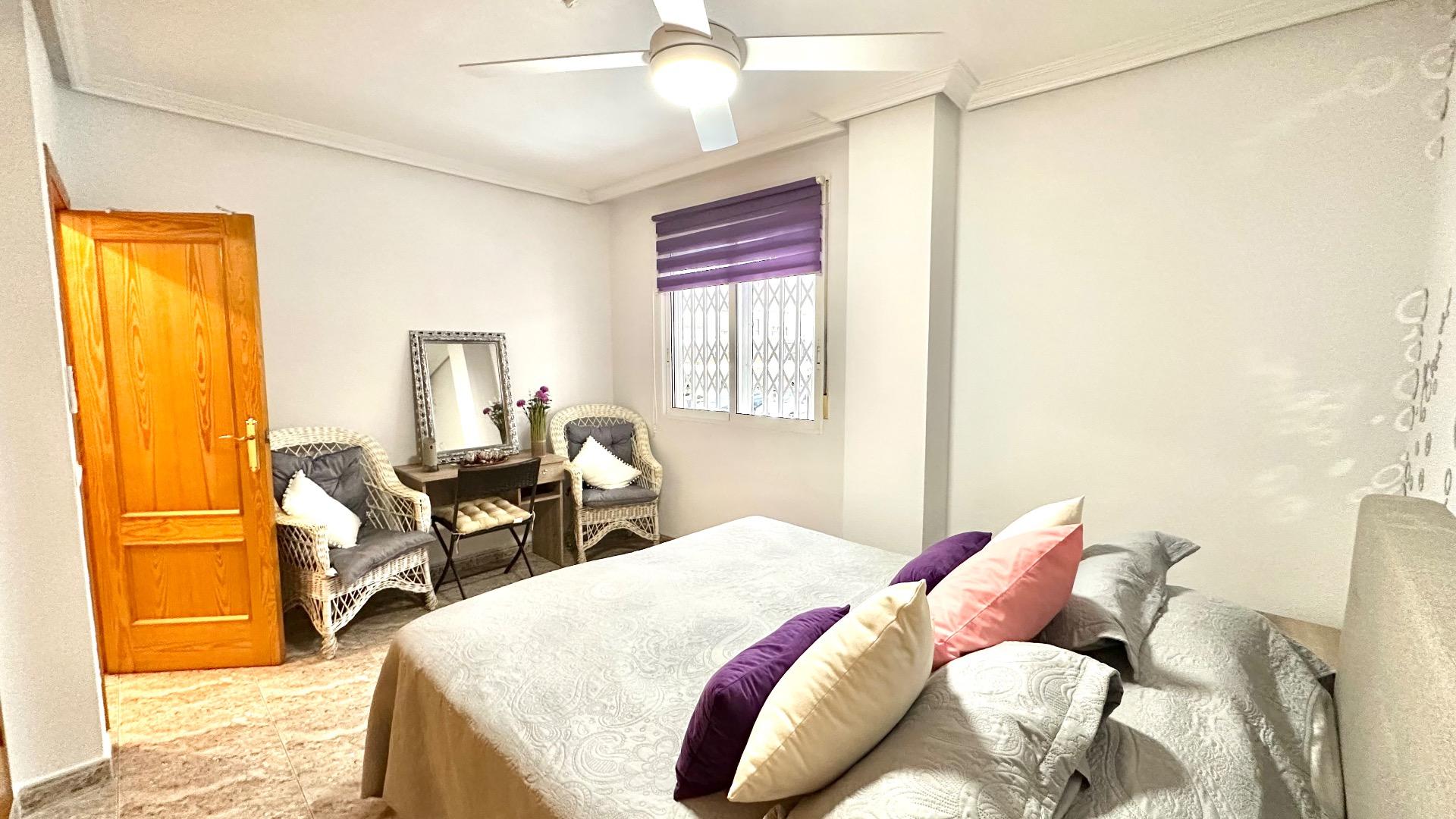 Bathroom in apartment for sale in Torrevieja