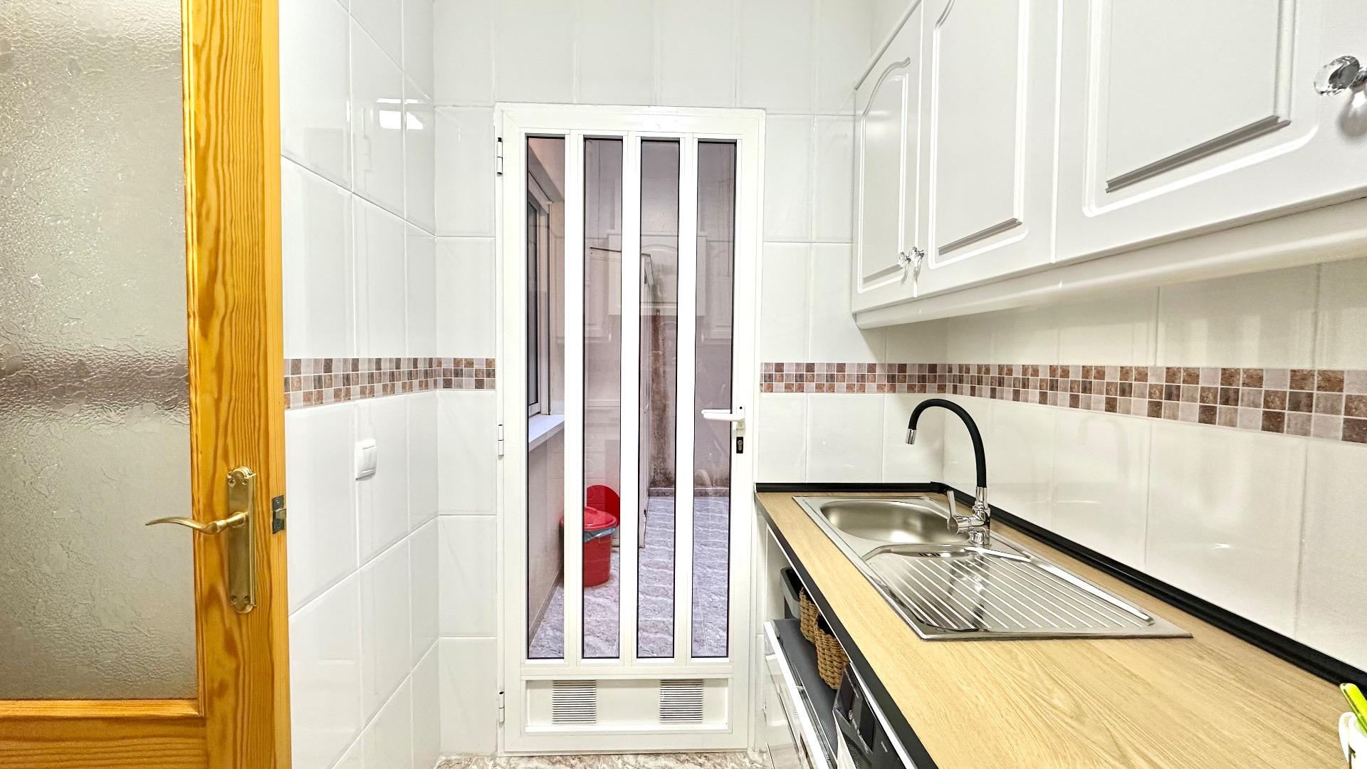 Master bedroom in apartment for sale in Torrevieja