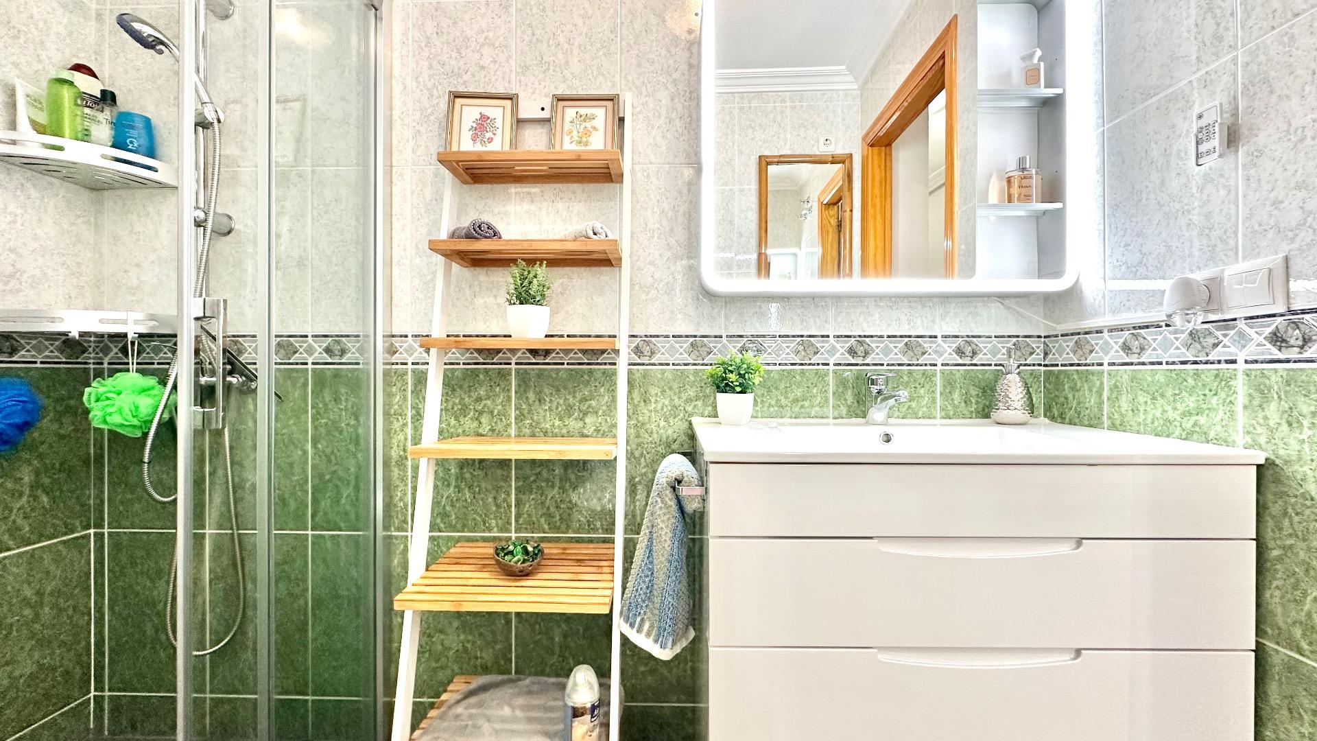 Garden in apartment for sale in Torrevieja