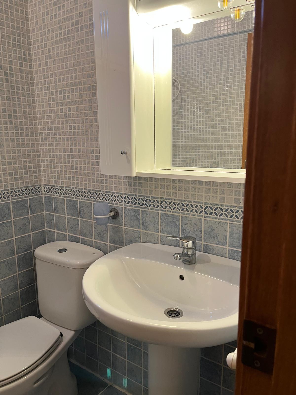 Master bedroom in apartment for sale in Almoradi