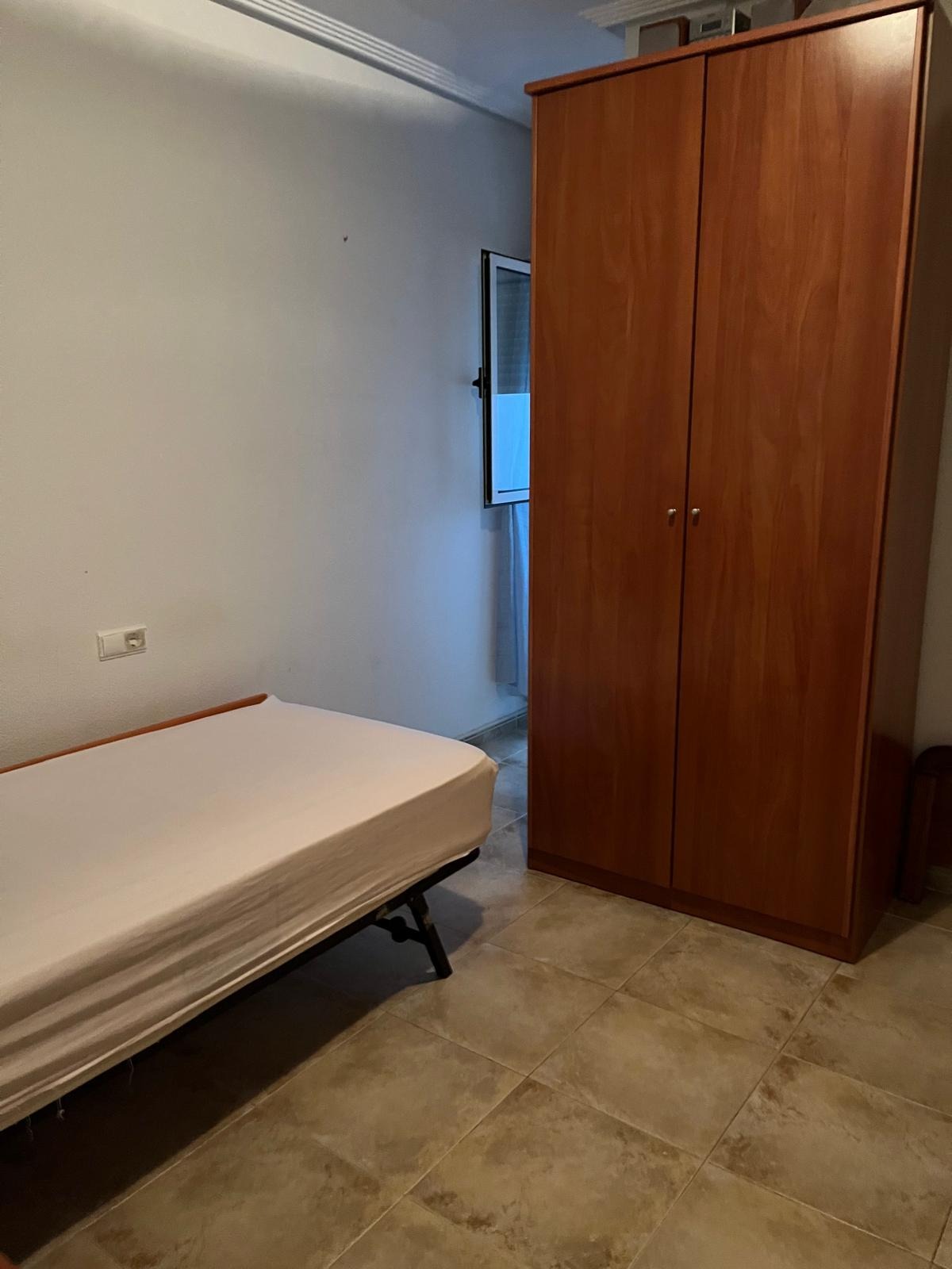 Bedroom in apartment for sale in Almoradi