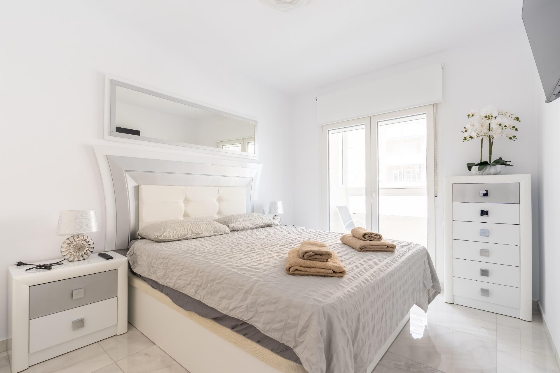 Bathroom in terraced for sale in Torrevieja