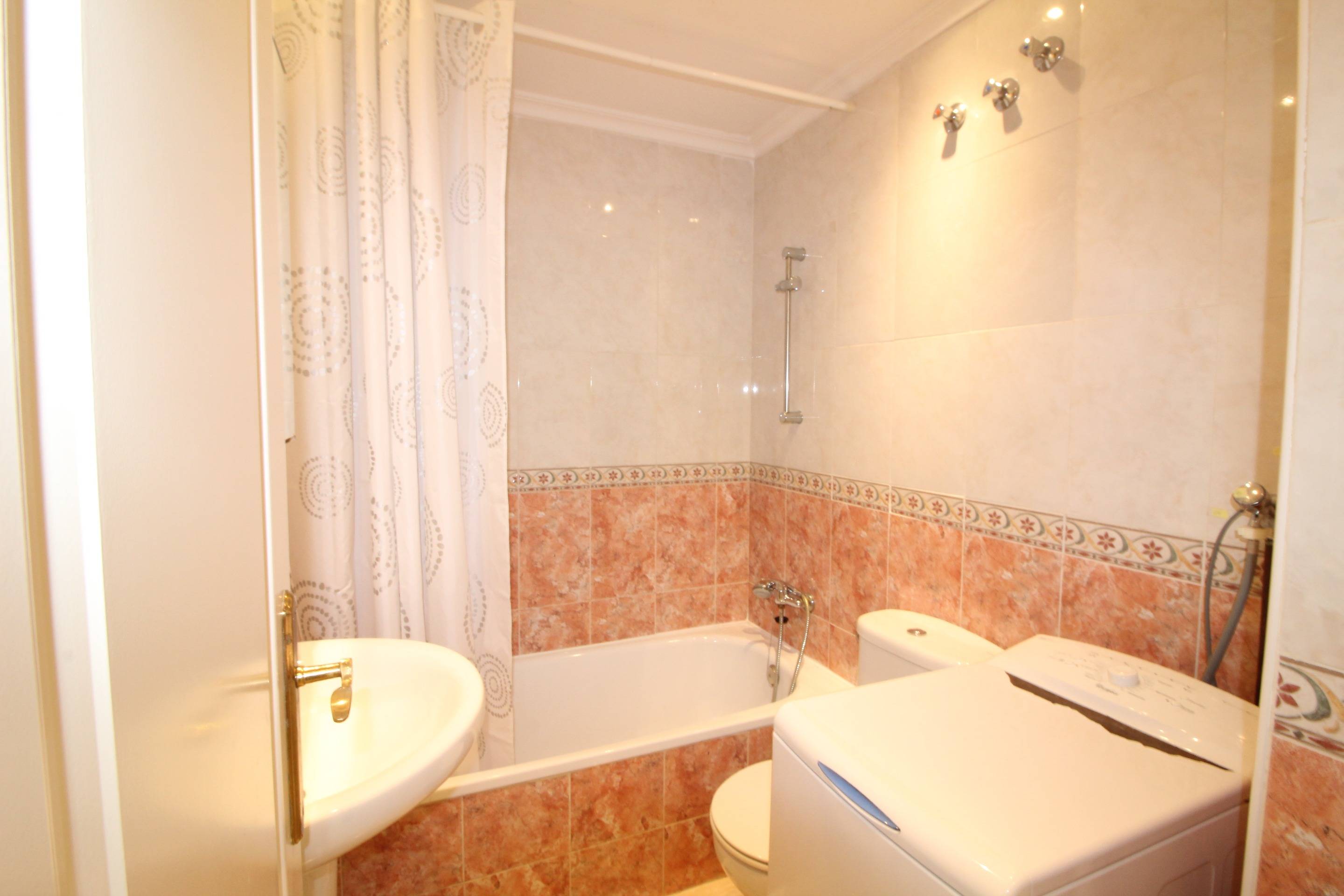 Master bedroom in apartment for sale in Torrevieja