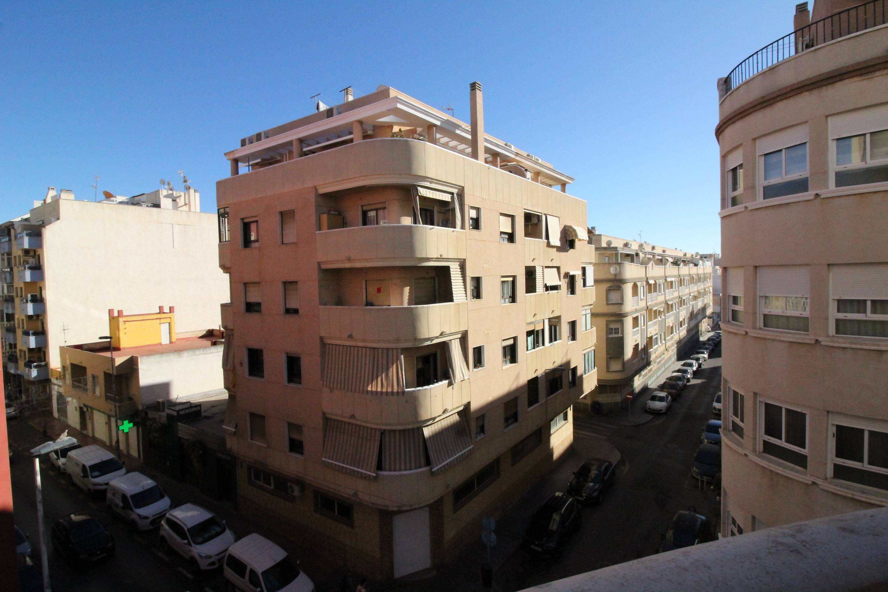Dining area in apartment for sale in Torrevieja