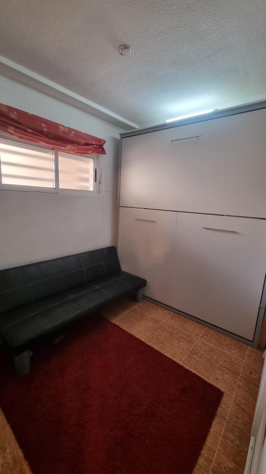Bedroom in penthouse for sale in Torrevieja