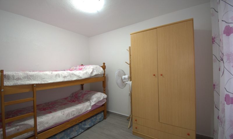 Bedroom in apartment for sale in Torrevieja