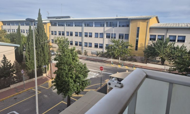 Master bedroom in apartment for sale in Torrevieja