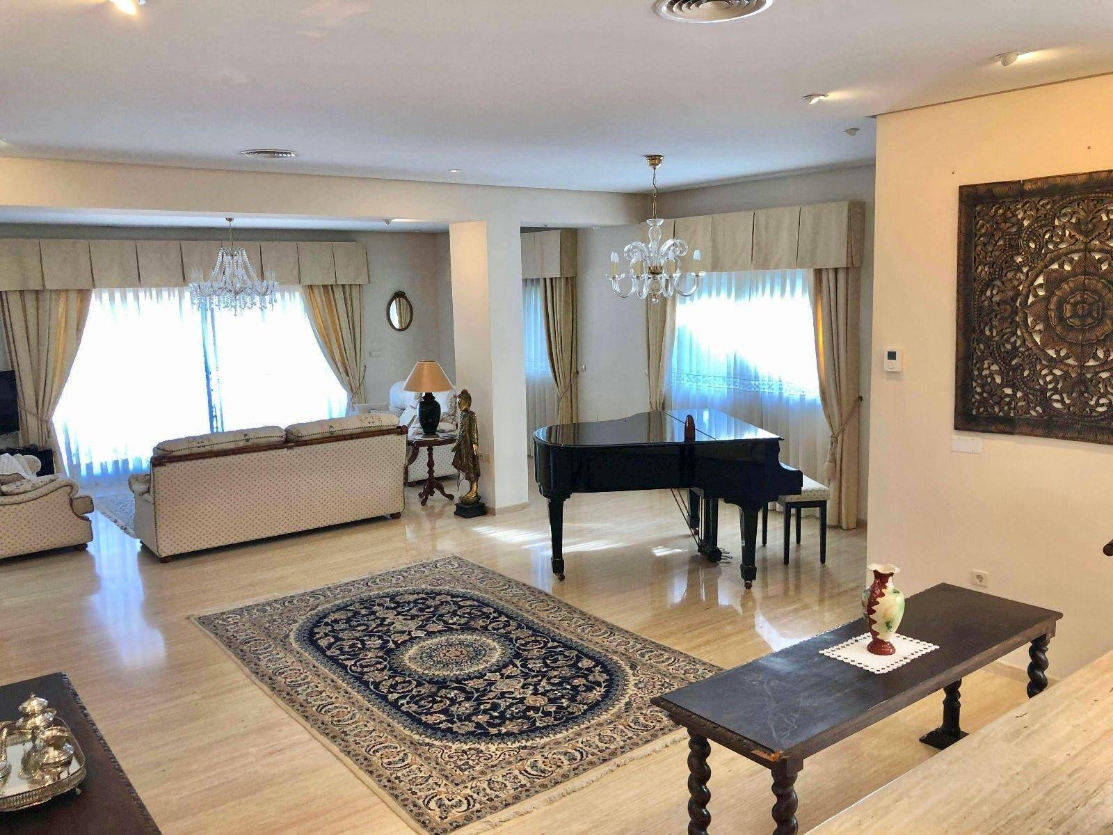 Living room in villa for sale in El Palmar