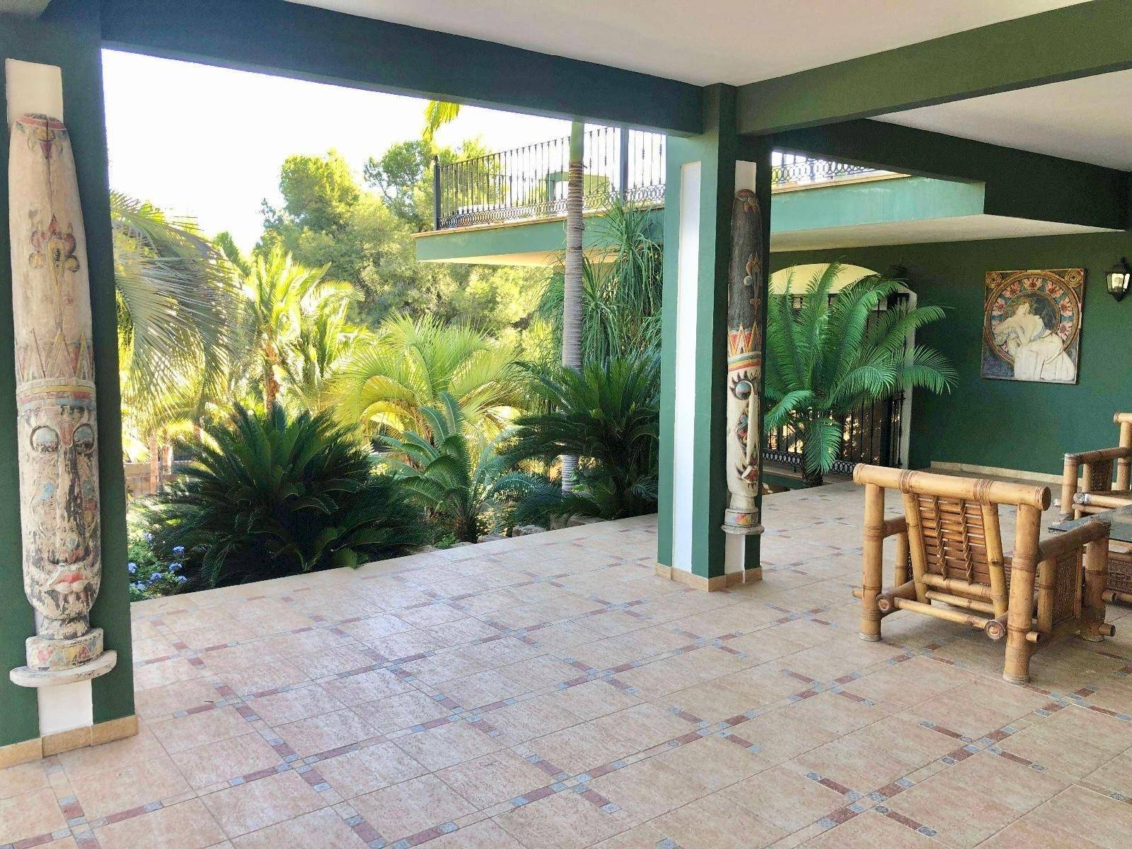 Master bedroom in villa for sale in El Palmar