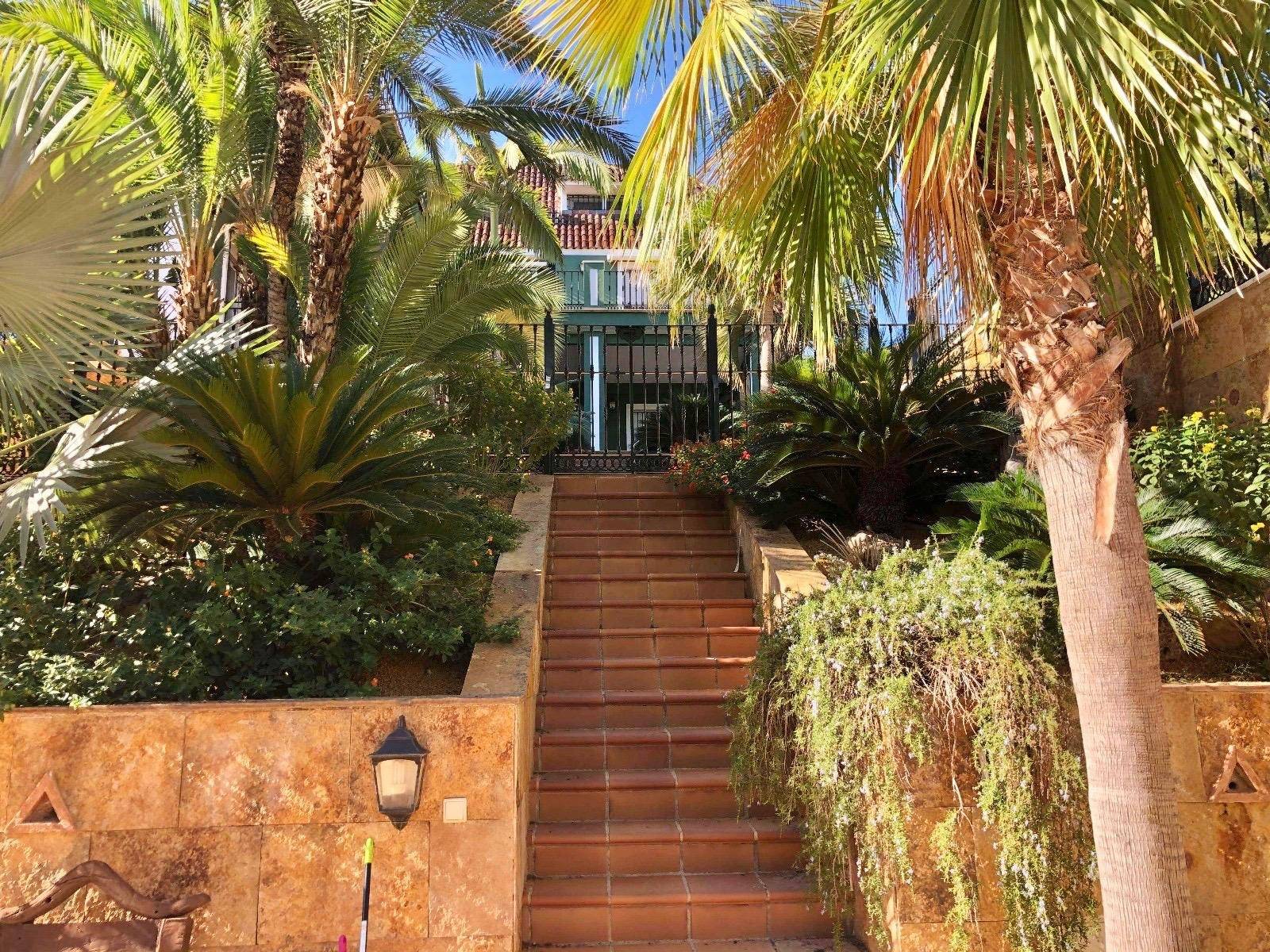 Bedrooms: 6, Bathrooms: 10, Villa in El Palmar, Murcia, Spain