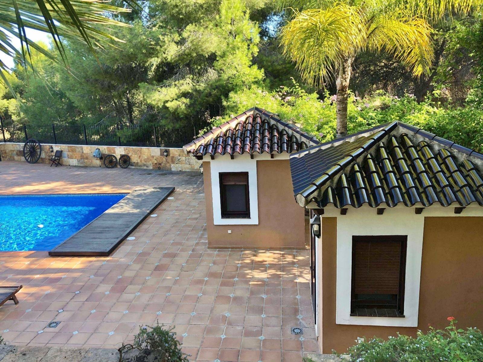 Bedroom in villa for sale in El Palmar
