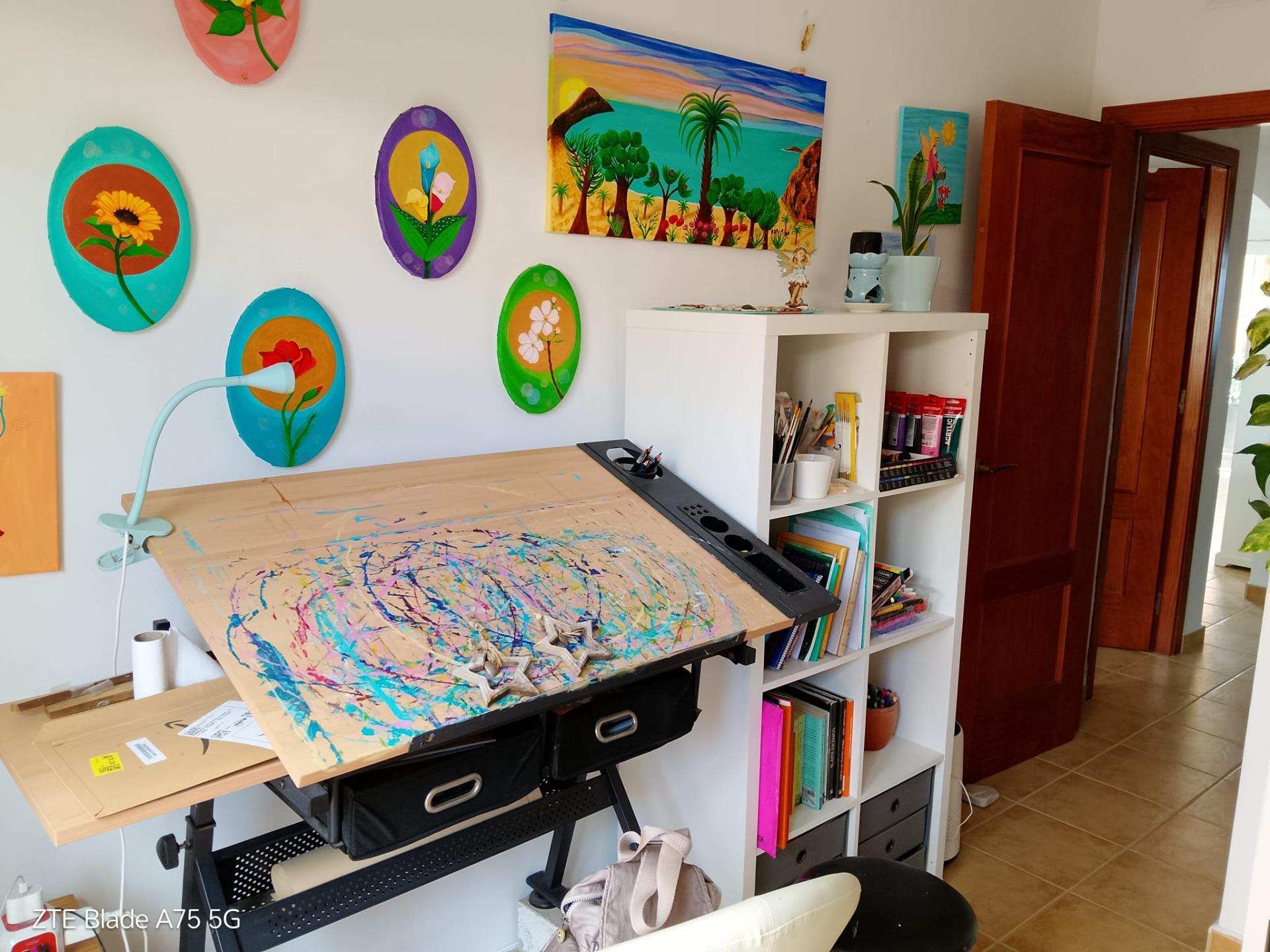 Master bedroom in apartment for sale in Cartagena