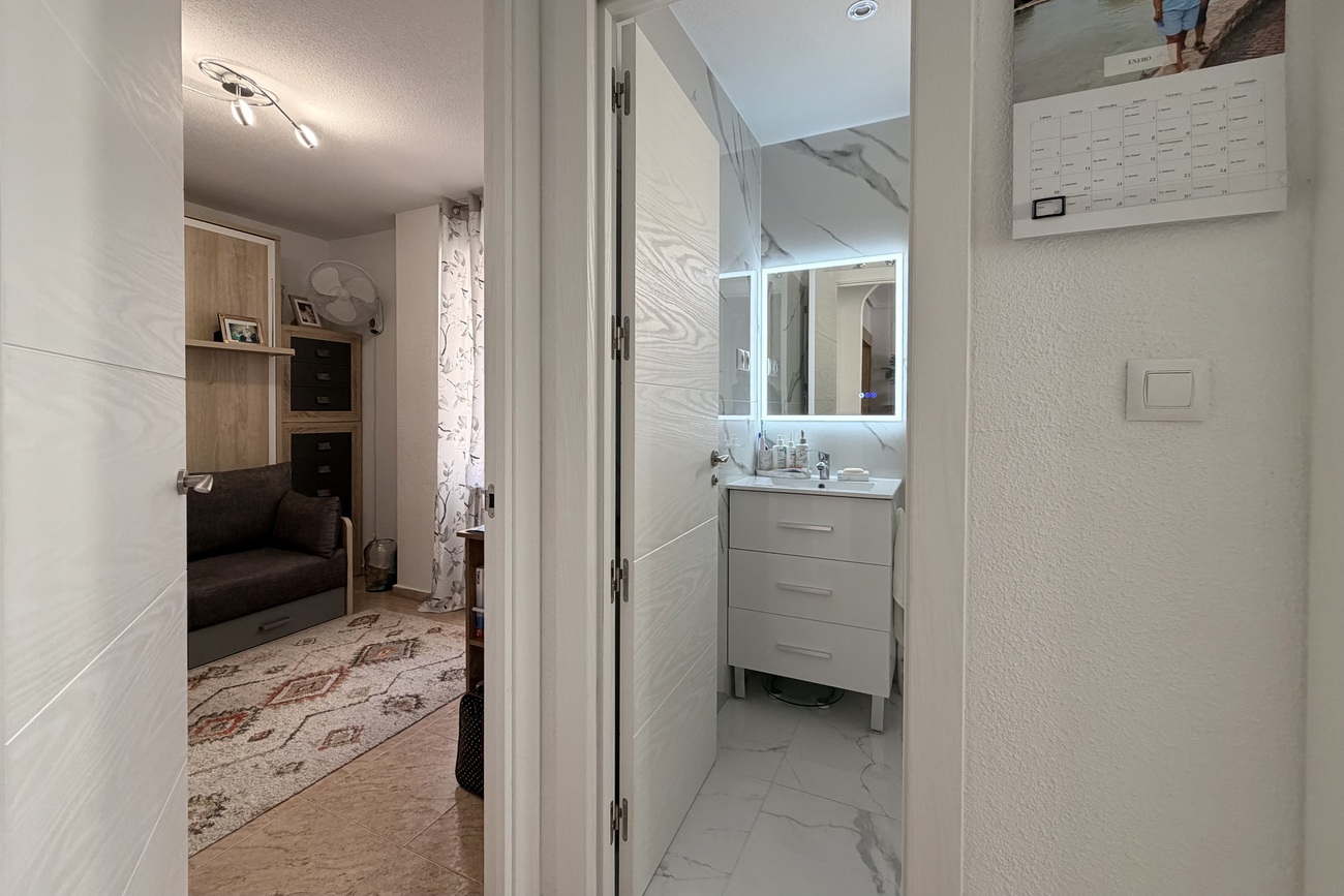 Garden in apartment for sale in Torrevieja